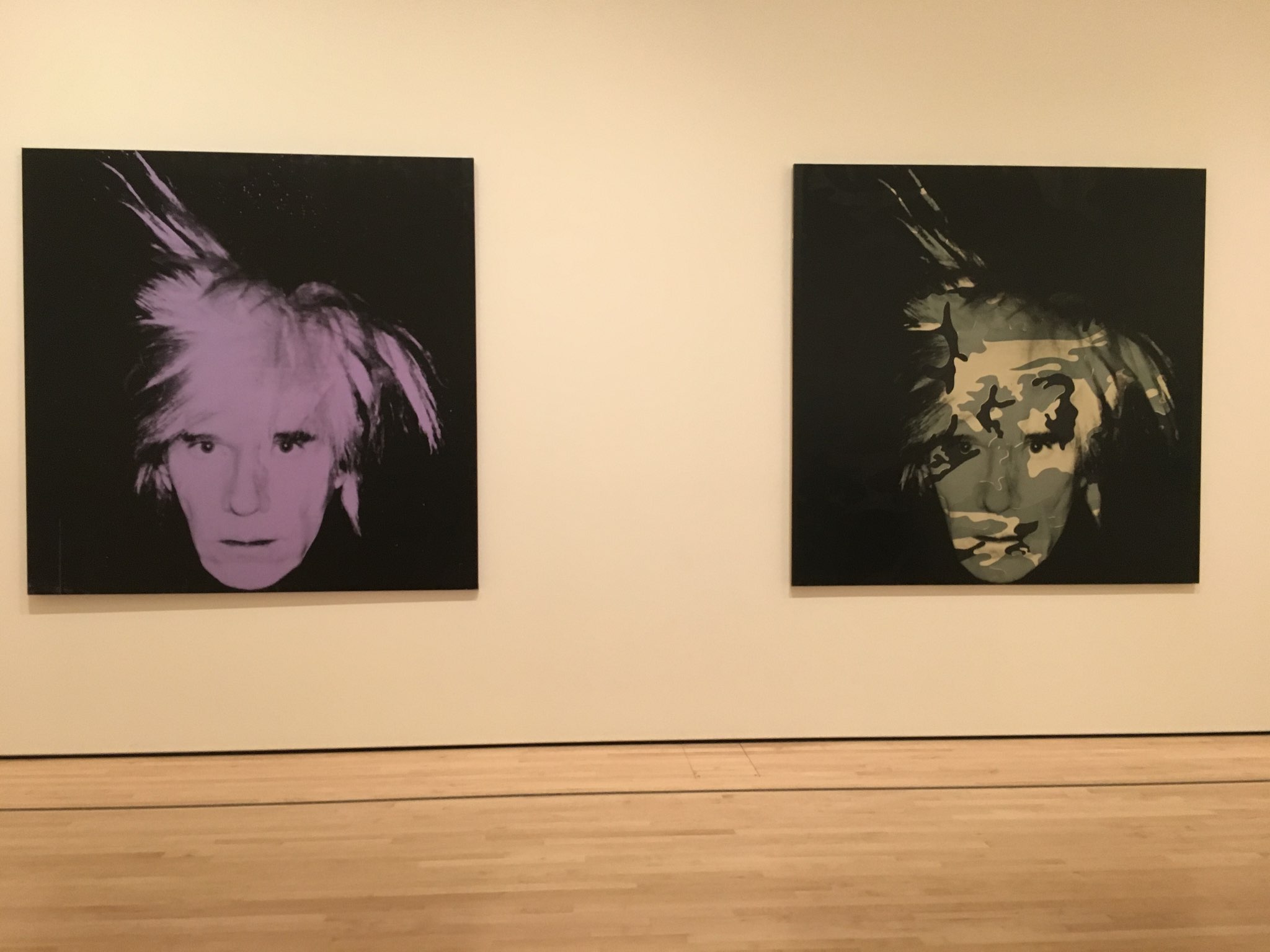 Warhol (1).jpg