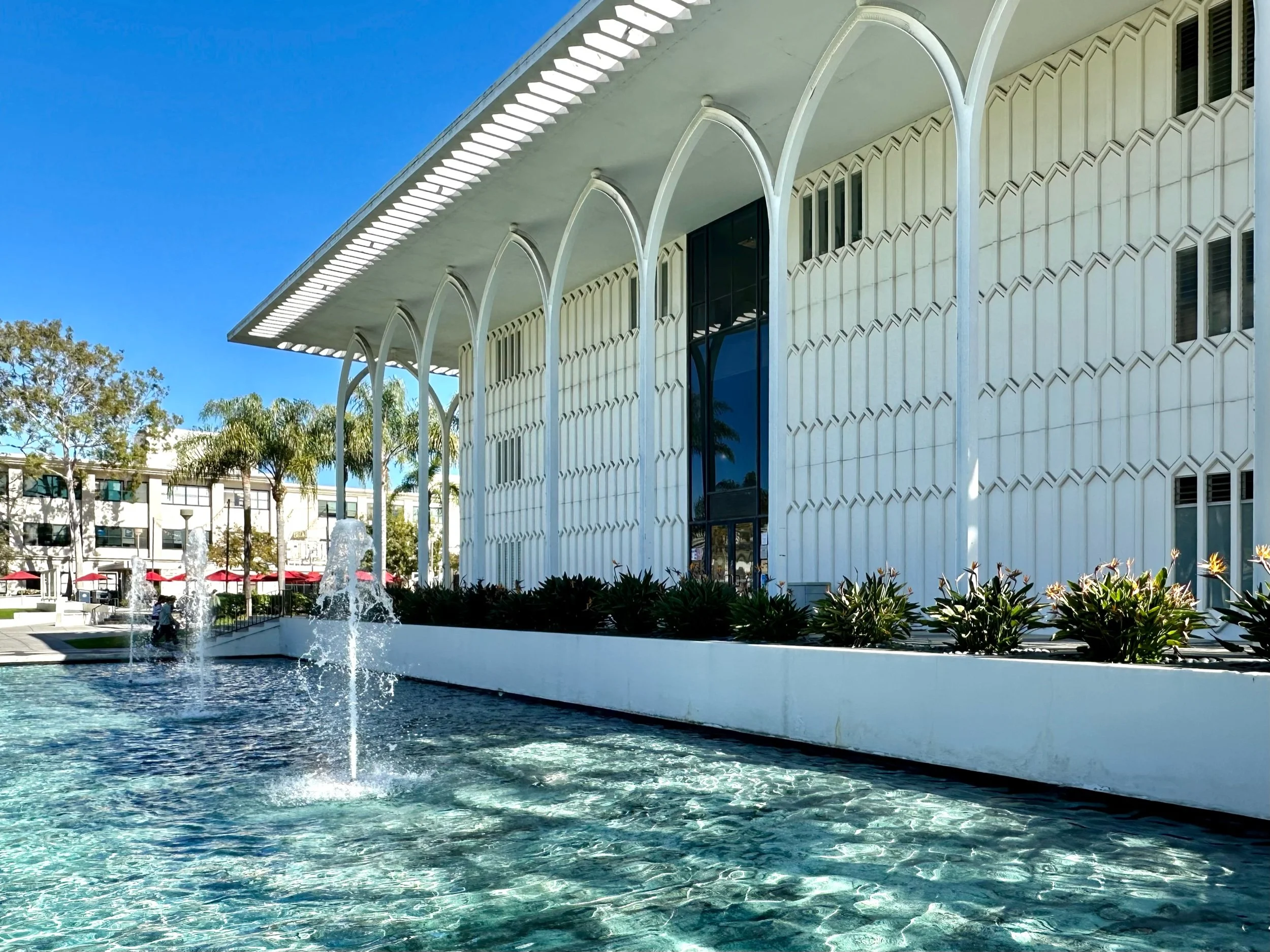 Architecture Field Trip - Loyola Marymount Campus