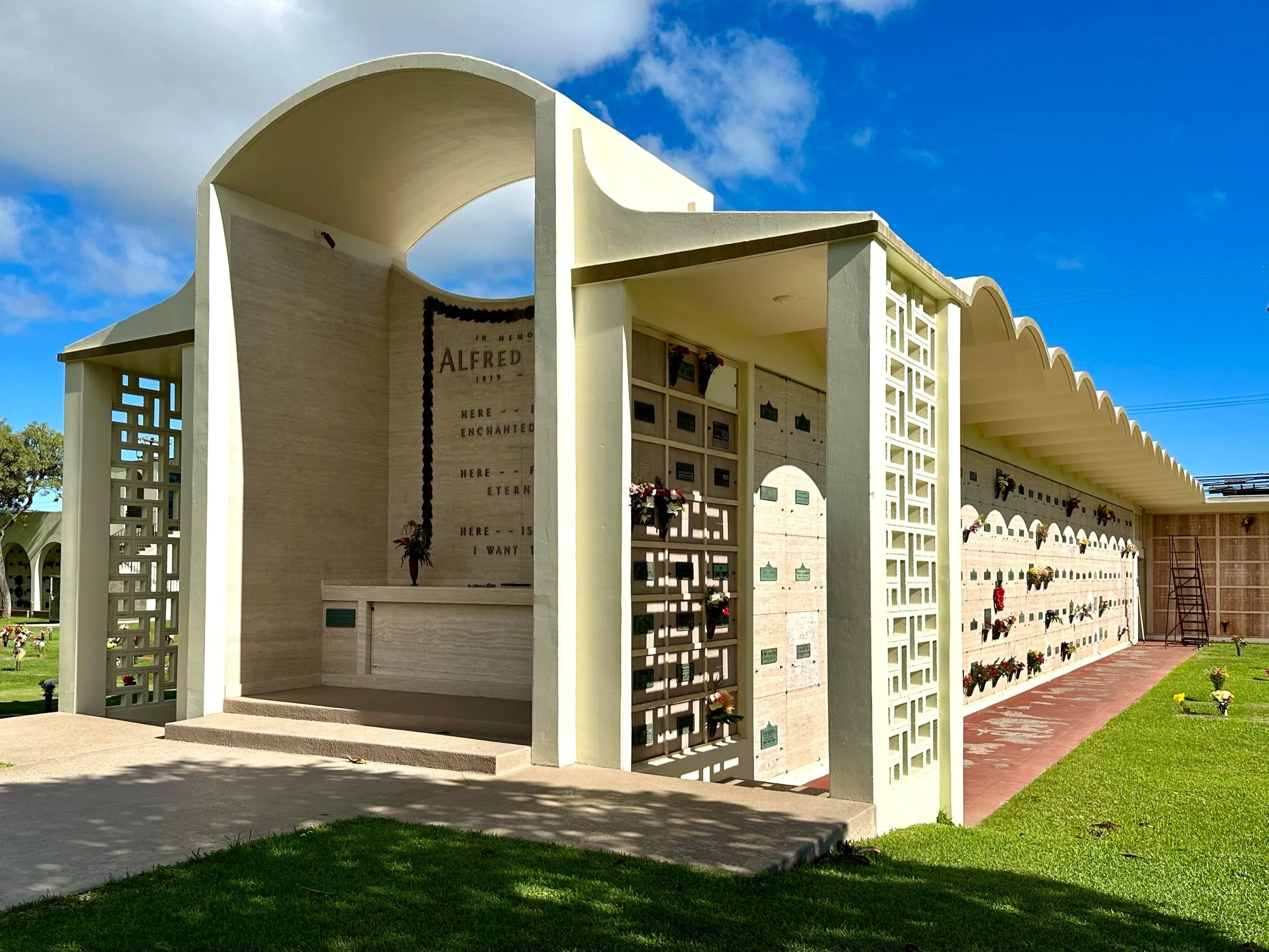 Hawaii Architecture - 4 Cemeteries