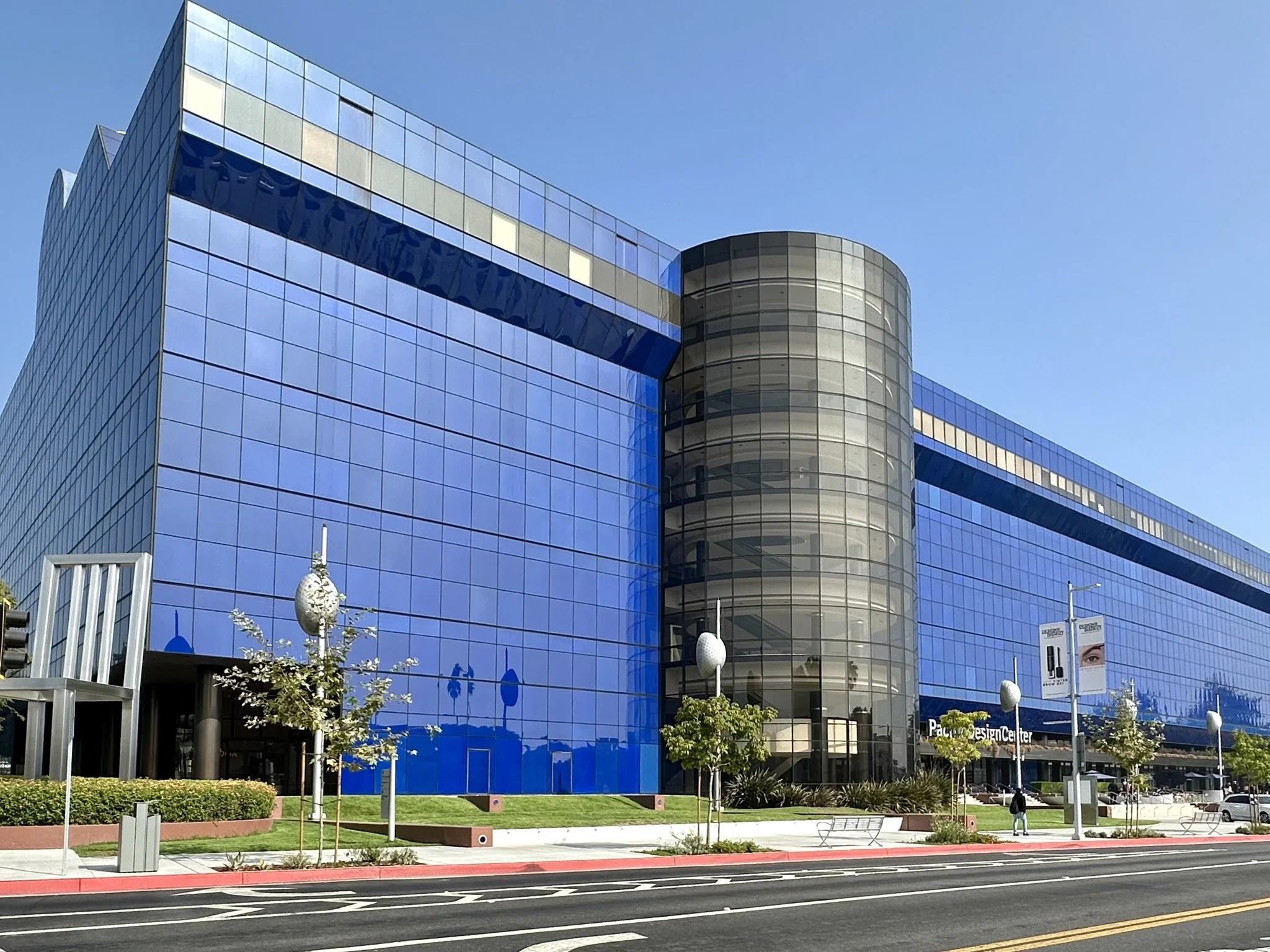 Architectural Field Trip - Pacific Design Center