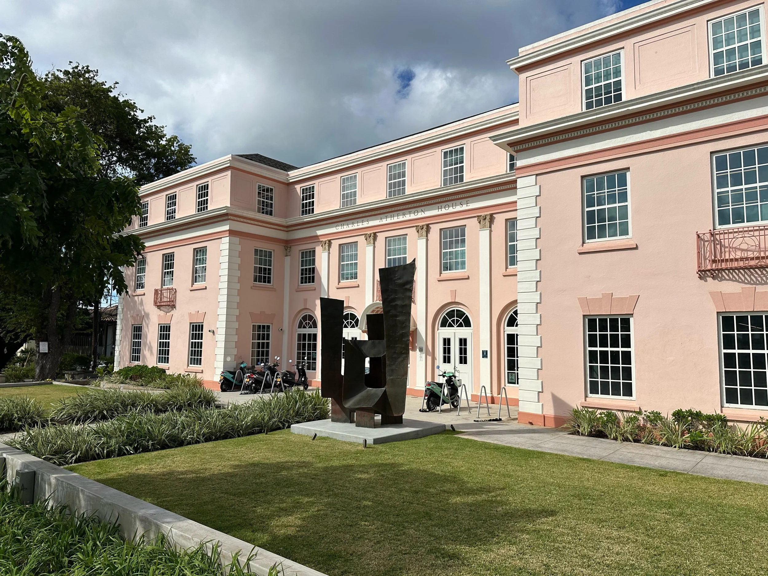 Art and Architecture - UH Manoa Campus