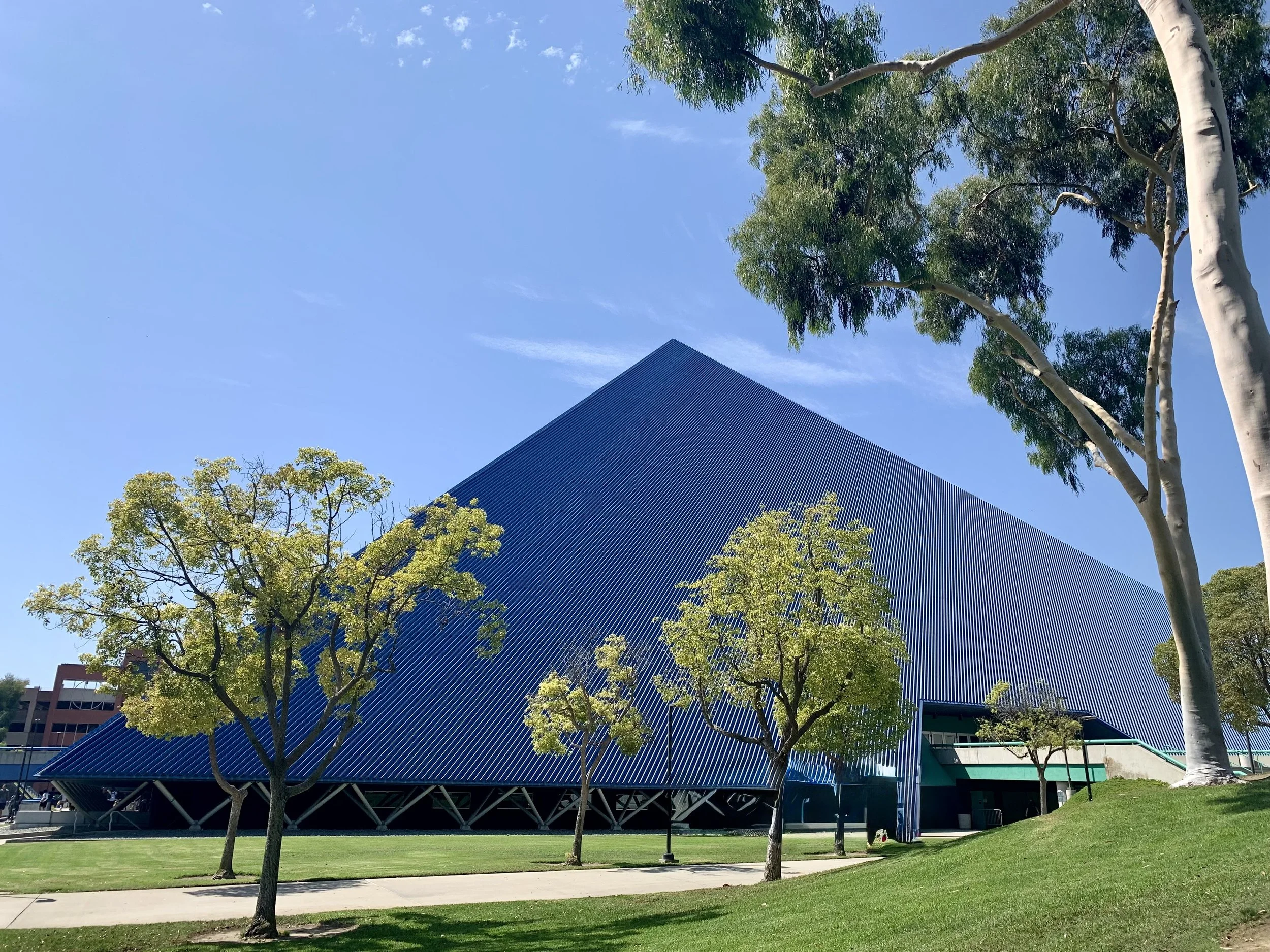 Shapely Architecture - Pyramids