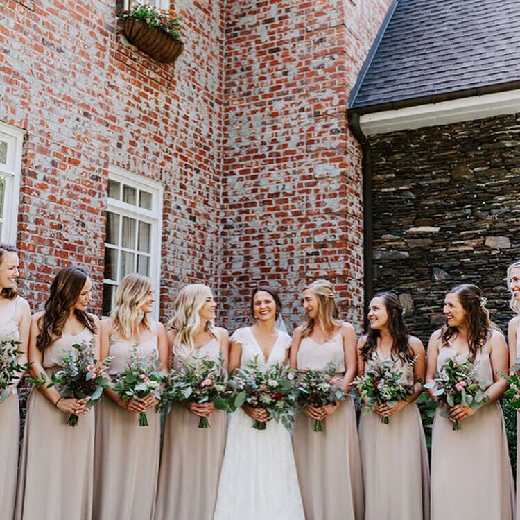 Erin Kalb wedding 2019 bridal party.JPG