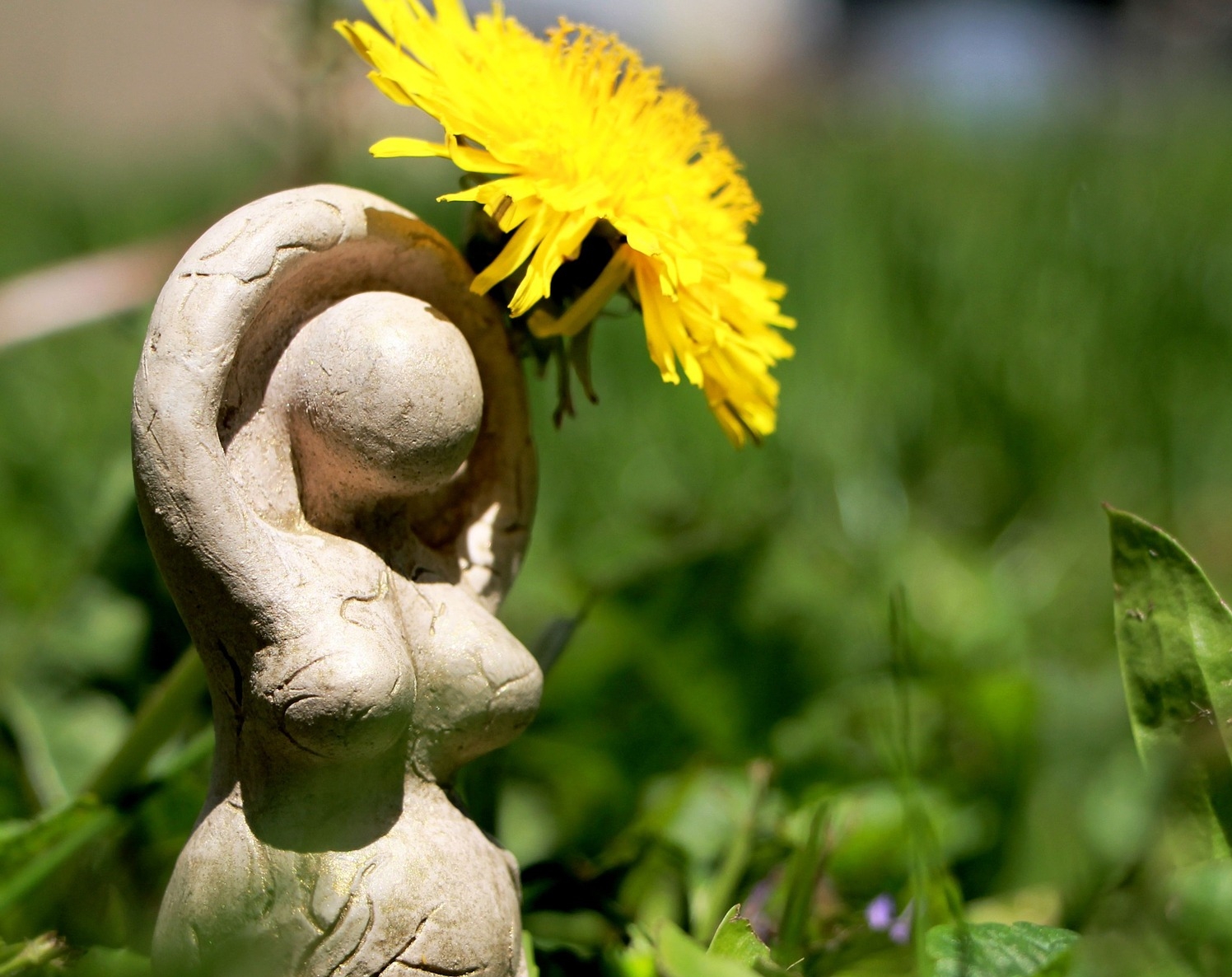 statue-1405539_1920.jpg