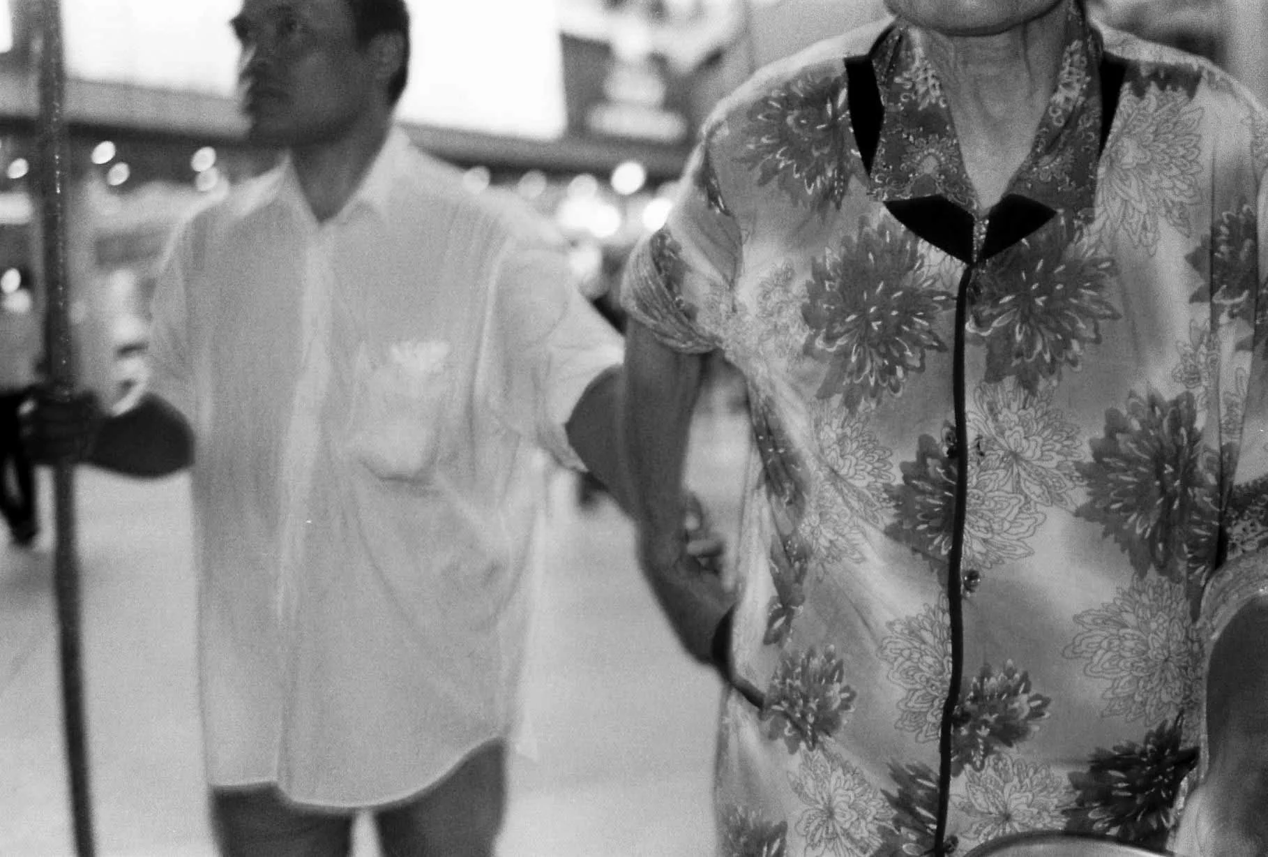 Blind man. Chunxilu, Chengdu 2018.
