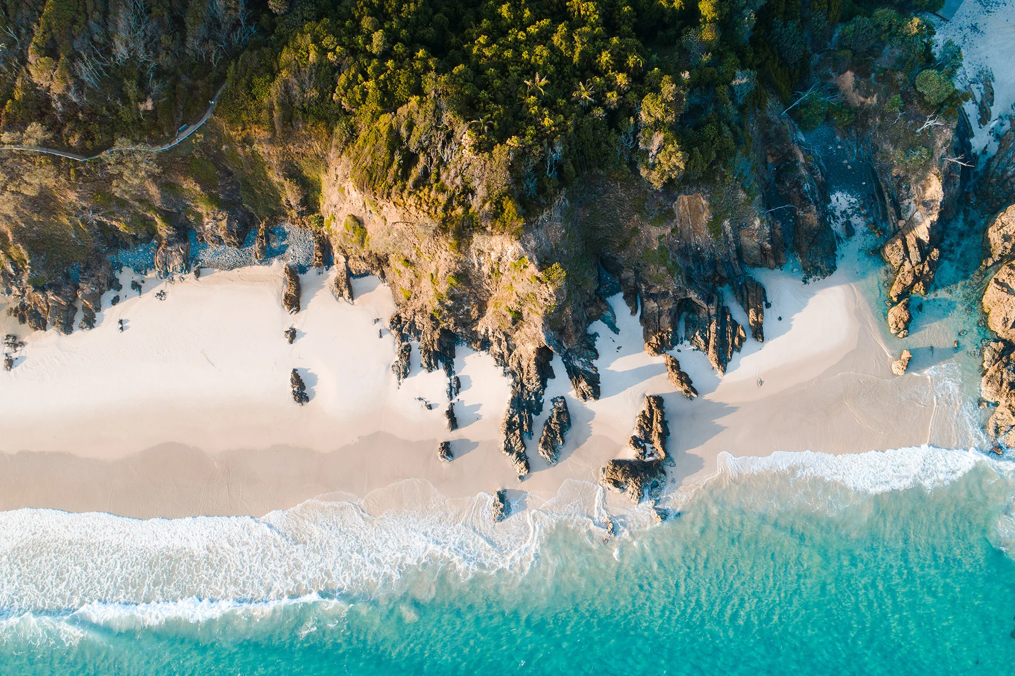 BYRON BAY - WATEGOS 02 small.jpg