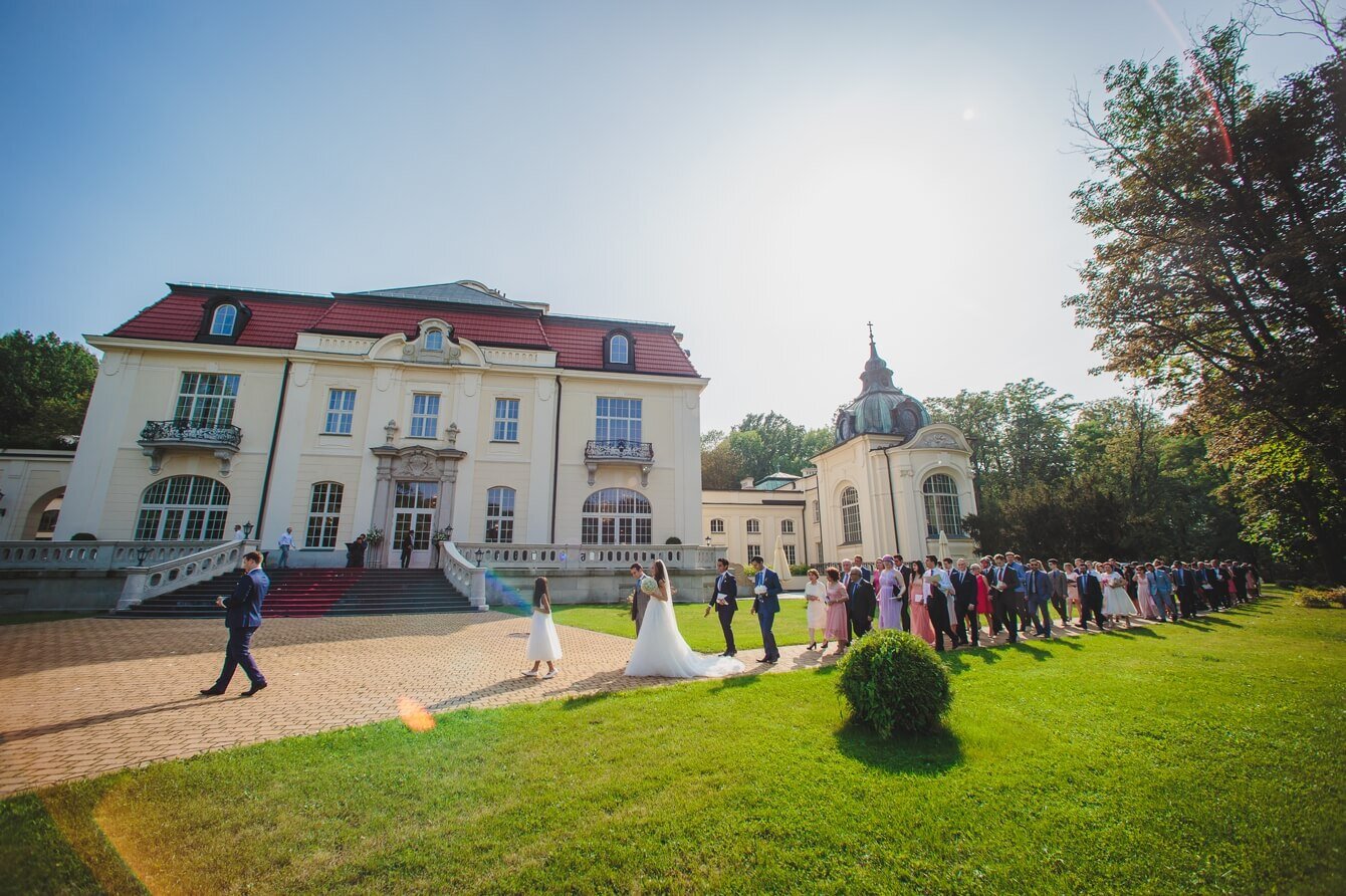 Ślub i wesele Ani i Mehdiego Pałac Goetz Brzesko fotograf bartek Wyrobek  (18).jpg