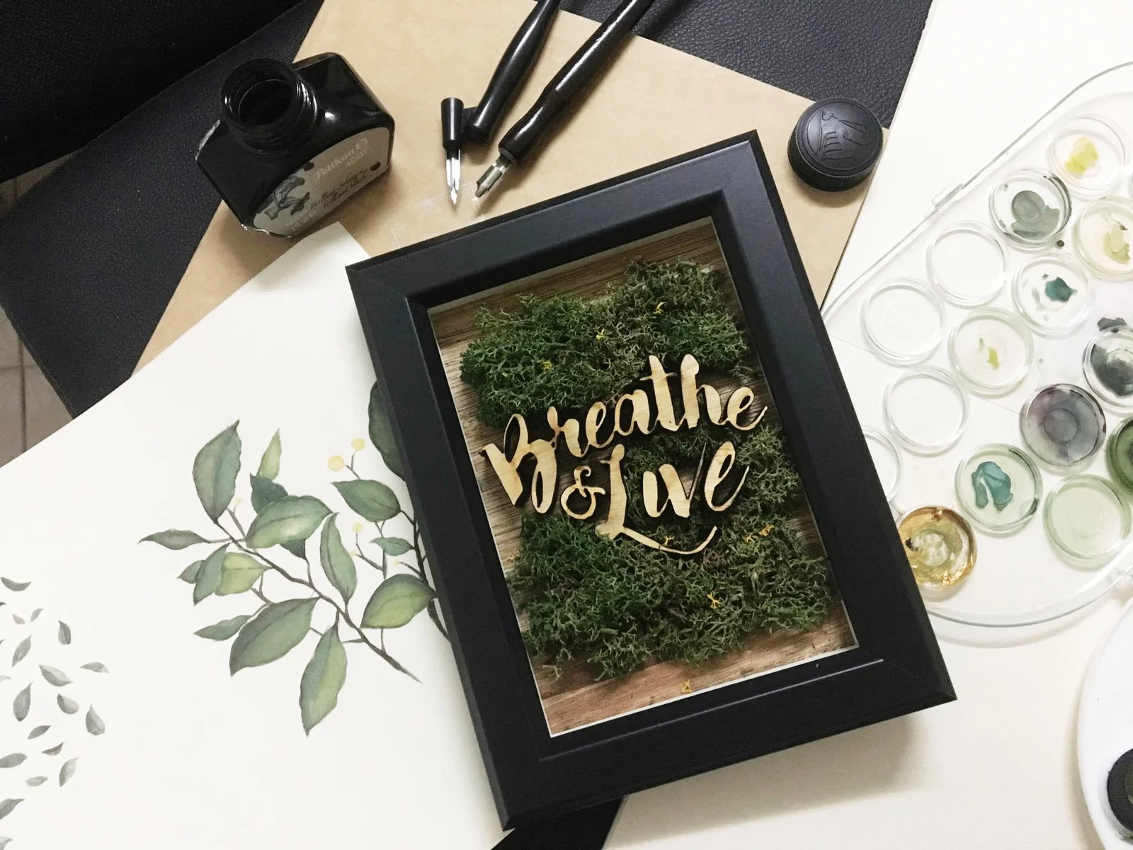 Customised Mini-Moss Frame