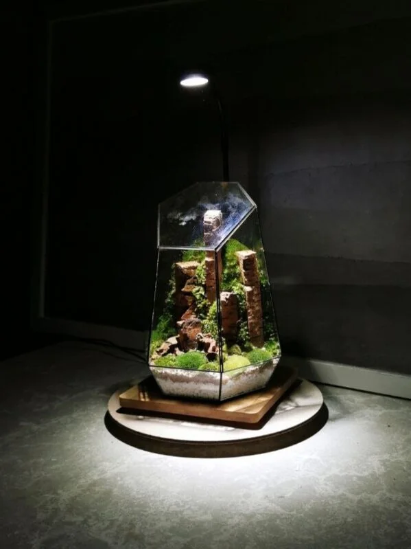 Geometric Jar with Light