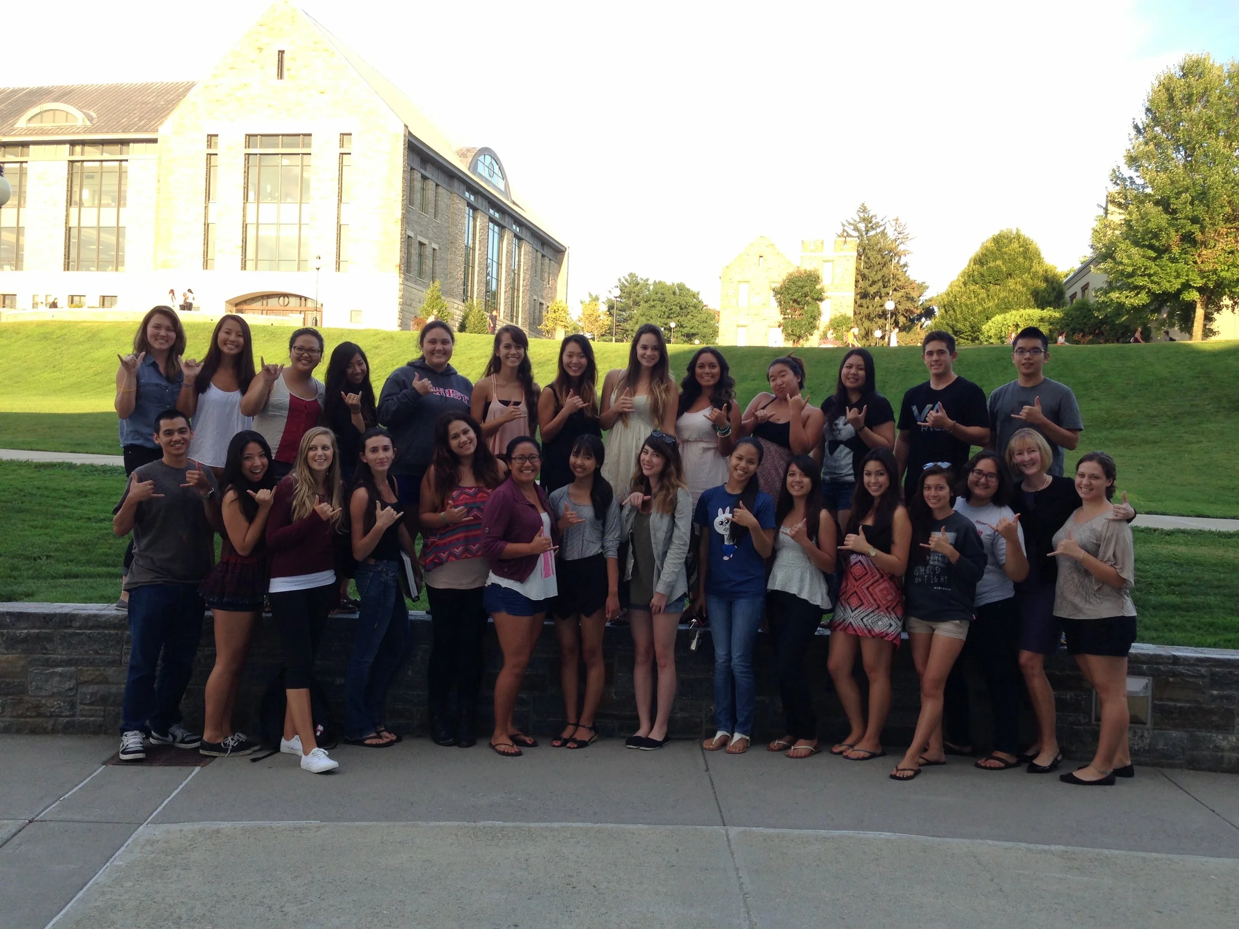 Schell Draws West Coasters to Marist