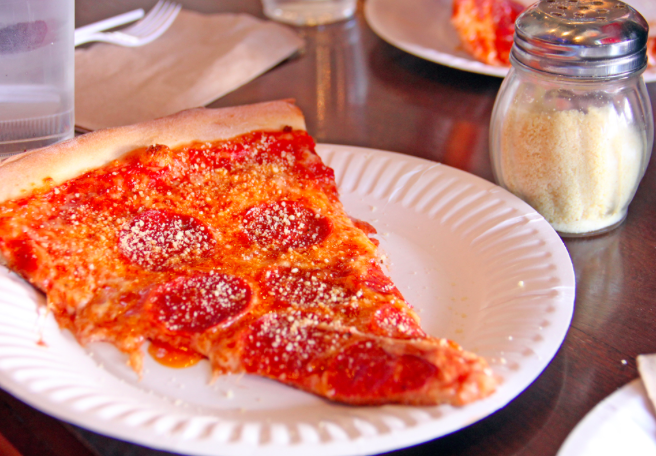 Gia's Pizza Closes, Poughkeepsie Favorite Bronx Pie Opens Second Location