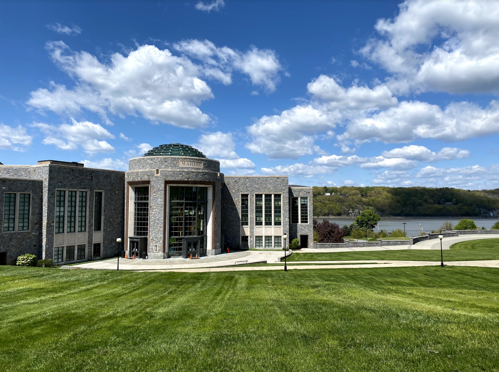 Fred L. Emerson Foundation Grant Enables Student Internship Opportunities