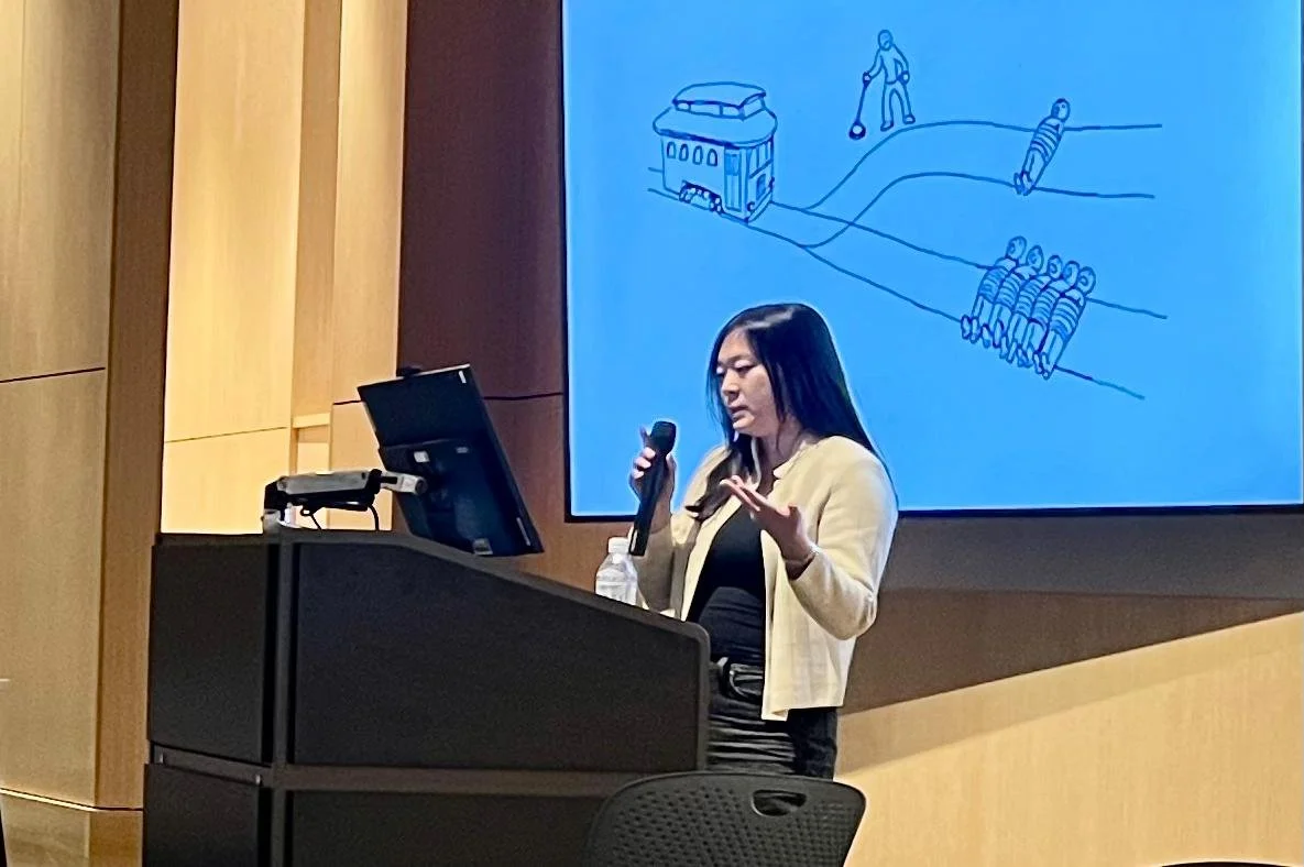 “Border-Crossing Arts”: A Discussion of Speculative Fiction, Ethics and Identity