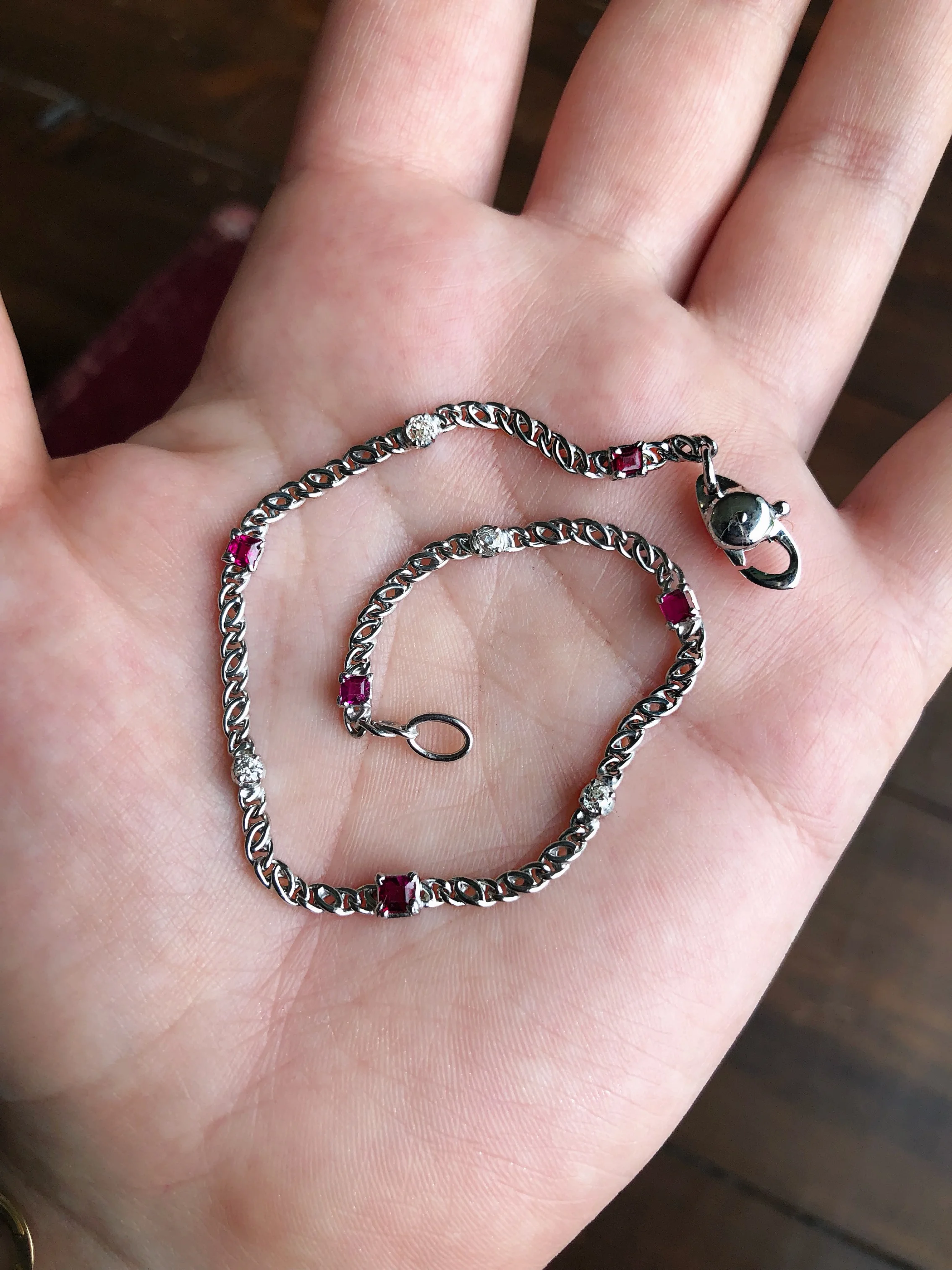 B9A0CB01-E09A-434A-B052-5A69C4560264