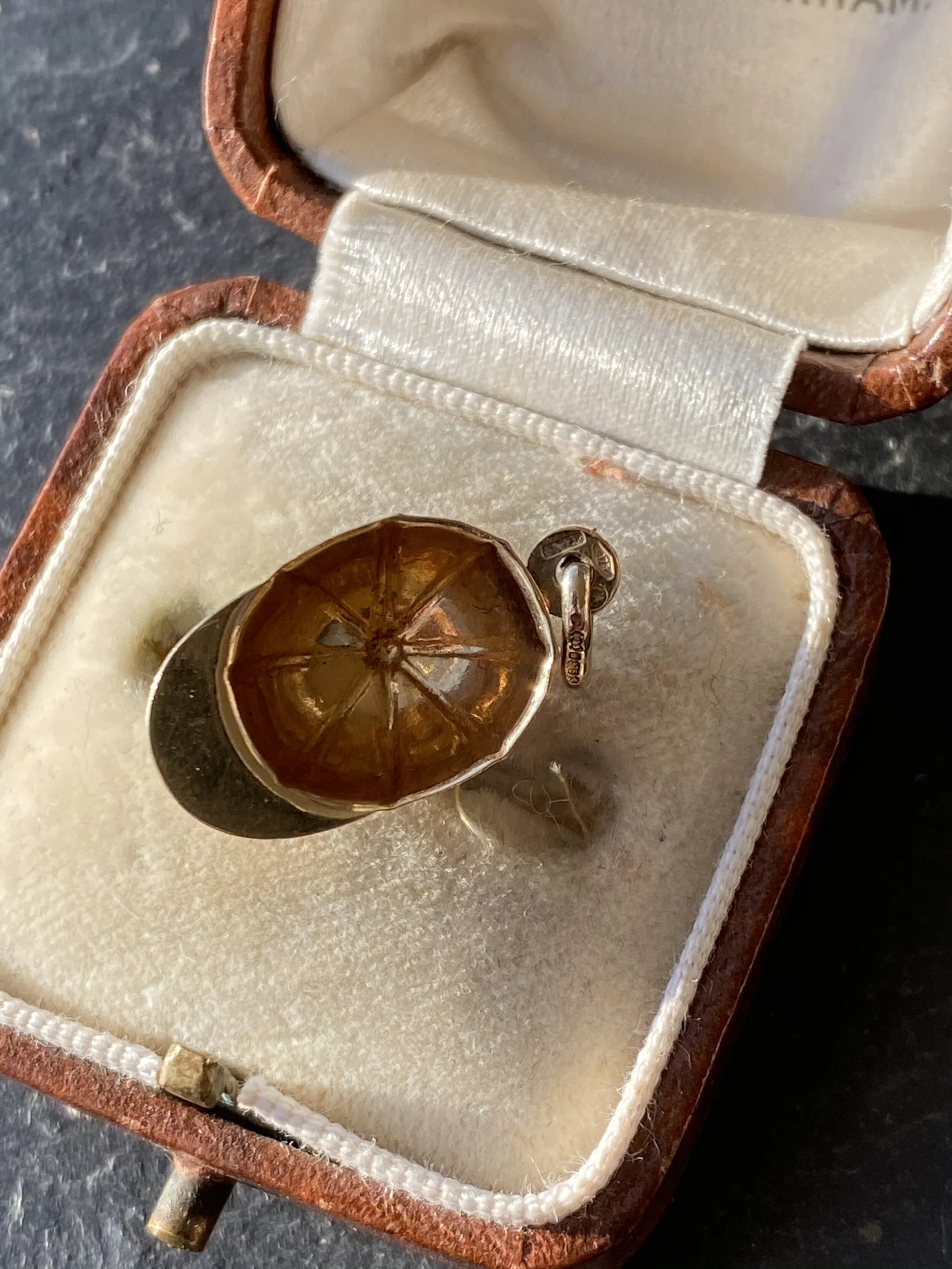 5AC67124-368A-484E-AF7A-A9D569DD6B0C