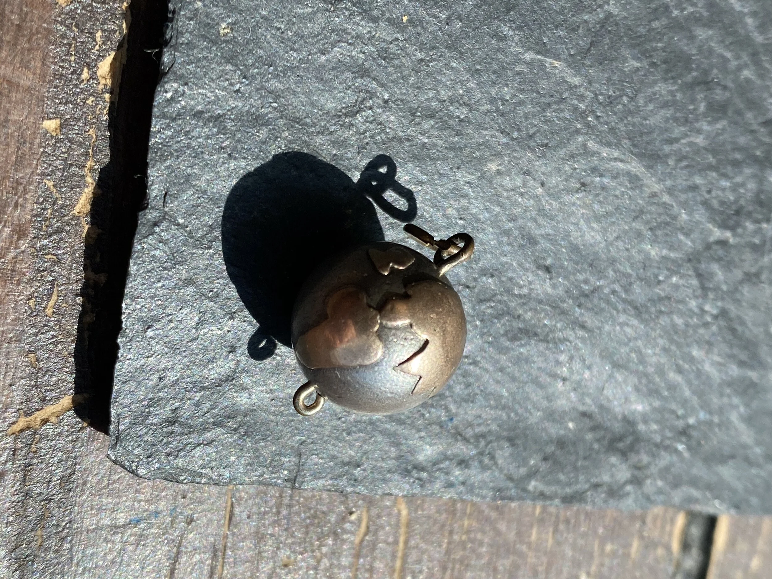 B34F4ED2-8C37-4812-96D6-20D6D4879289