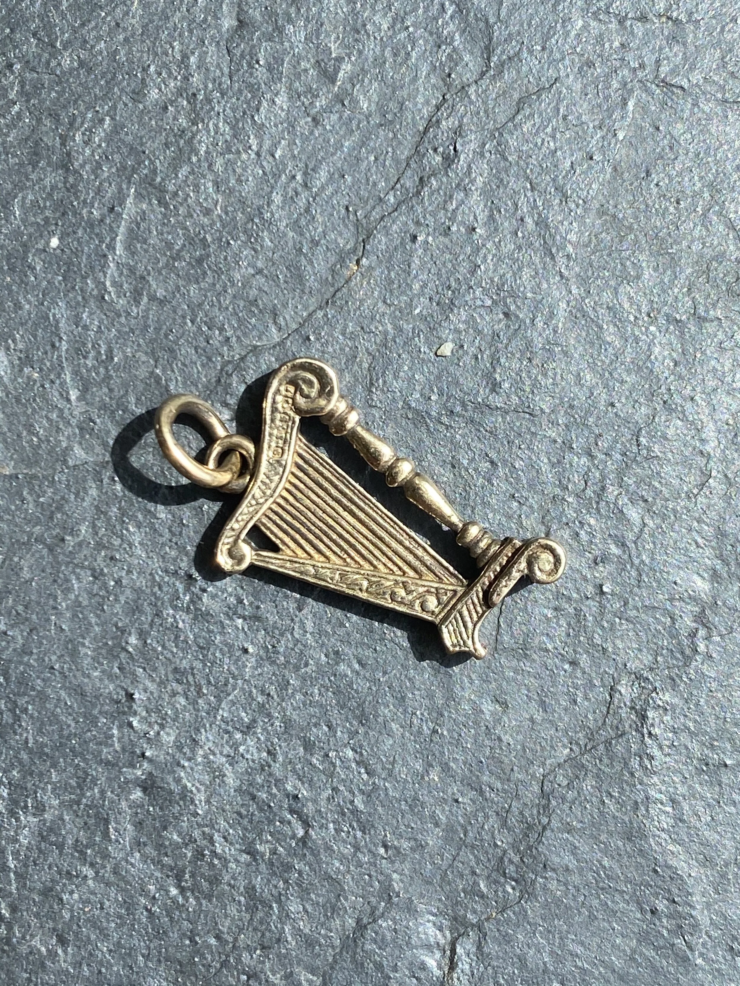 2D60C889-63DB-4530-B513-9630680DBE6D