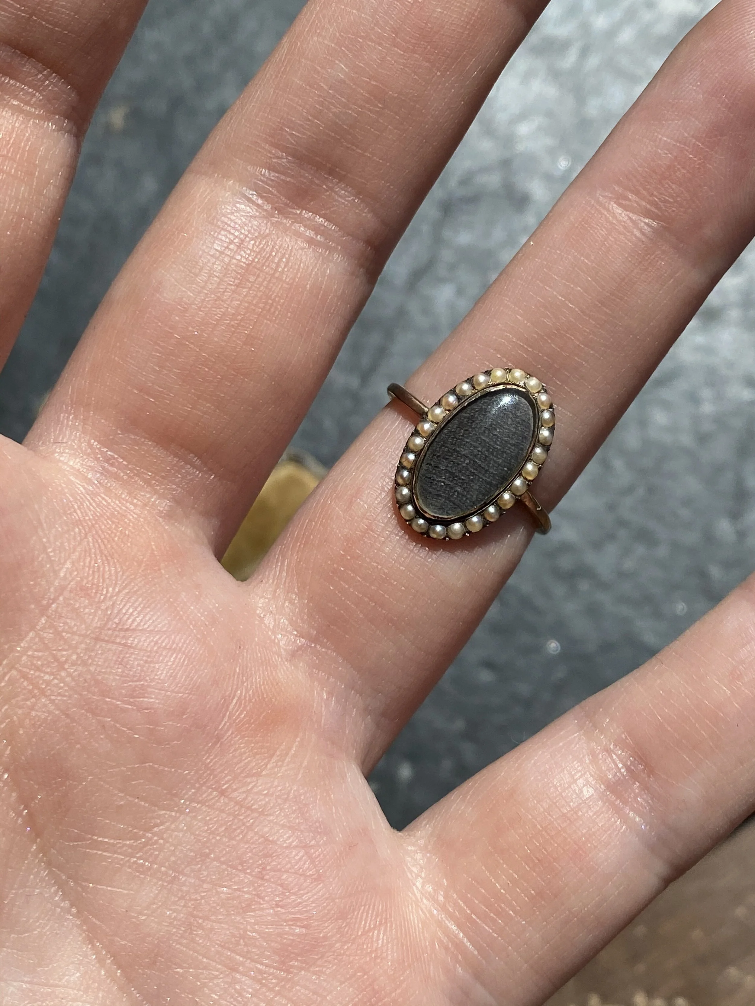 3F82D2D5-FB82-42AA-A483-95B99D1A803F