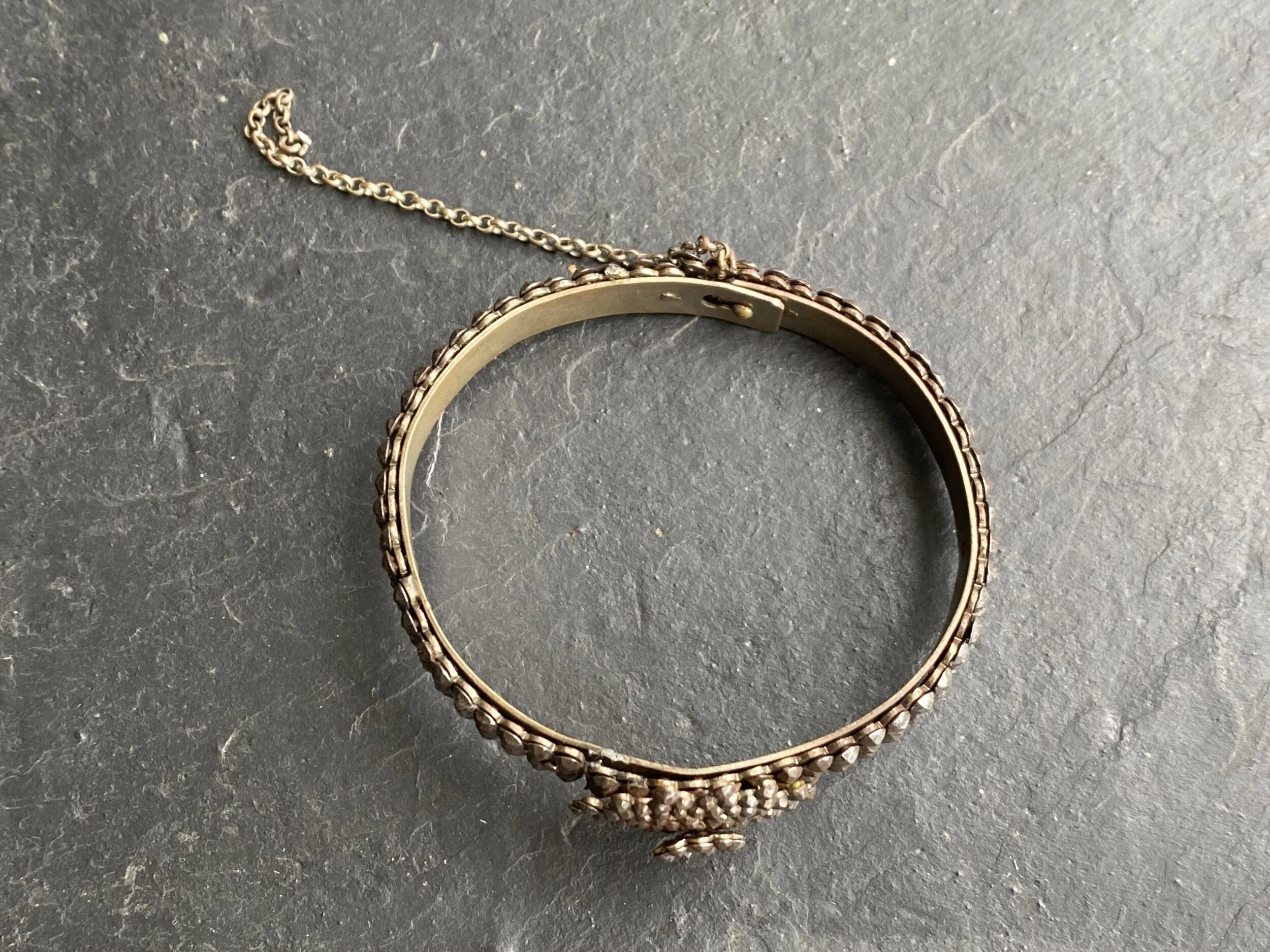 CDA313FE-0482-4494-9413-2B34203F7235