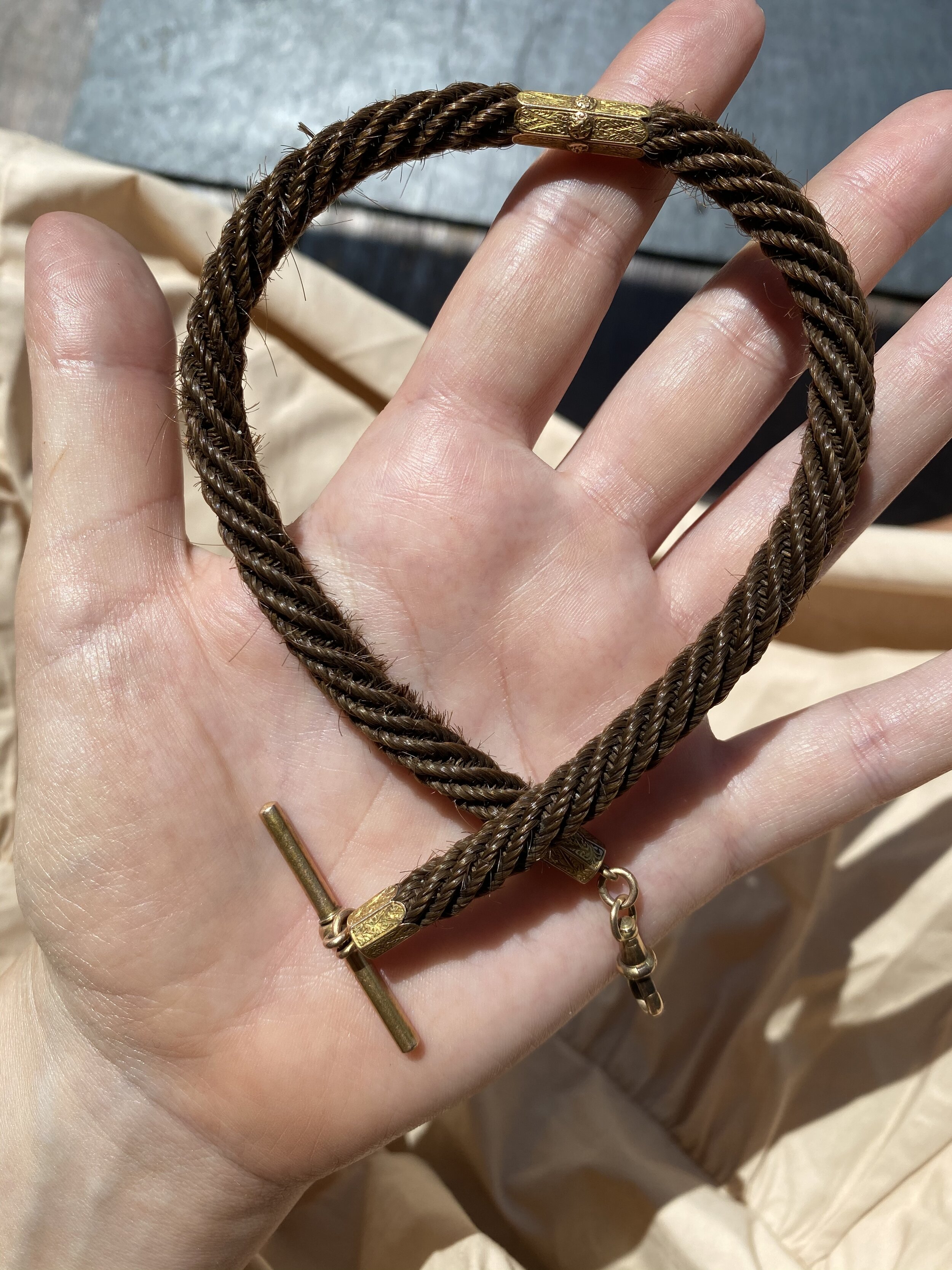 14E897D2-0232-4C4B-8C9D-4D5430C18897