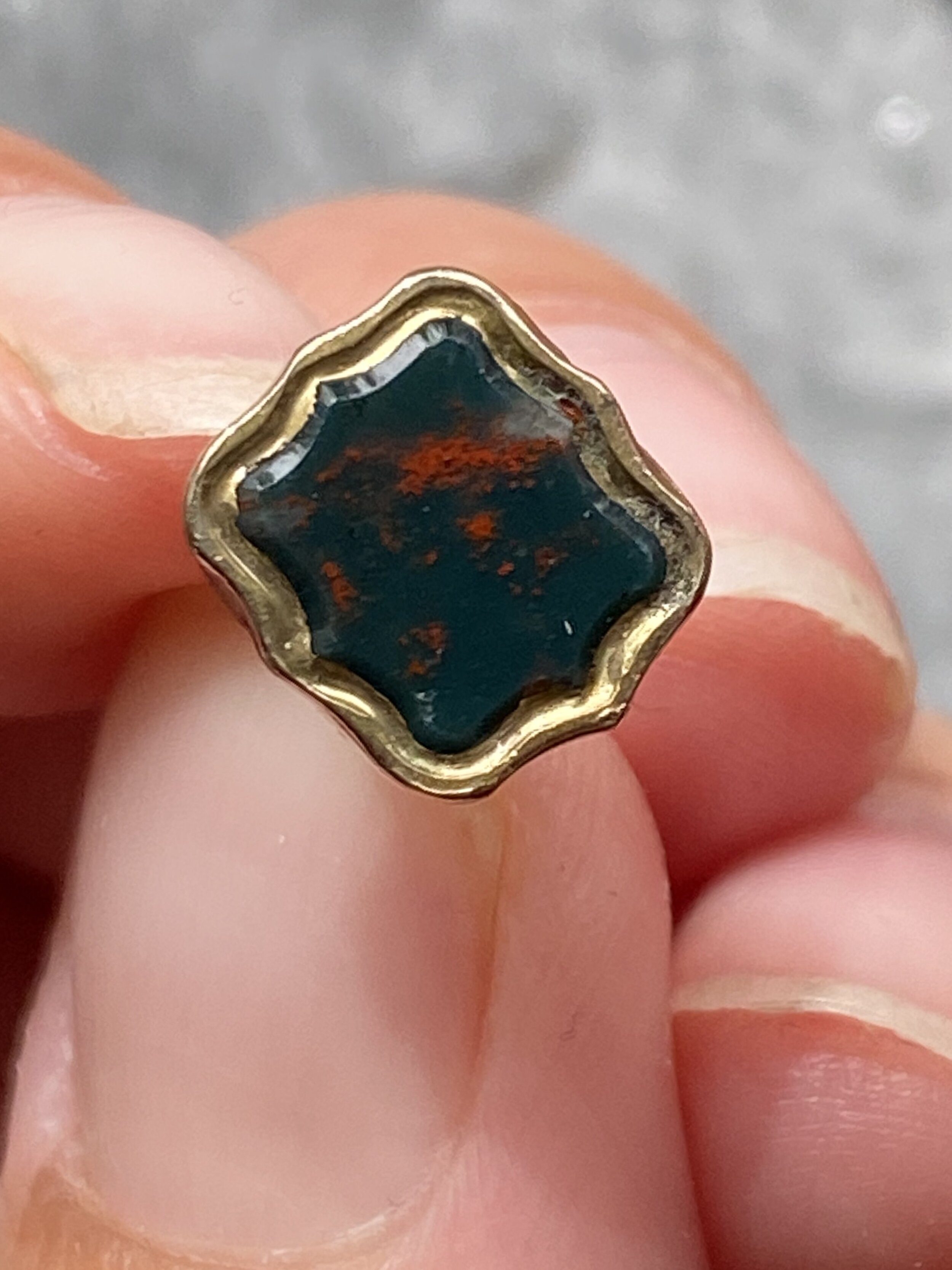 1FE3AA00-A607-44BF-AA60-8F6E84CD9696