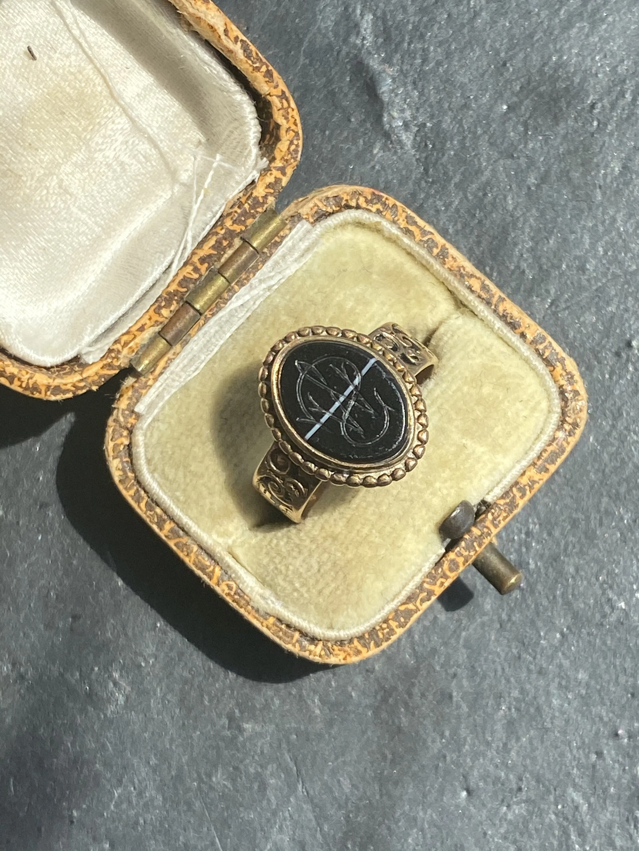 40856D73-9385-4258-907D-83DE81A07FB0