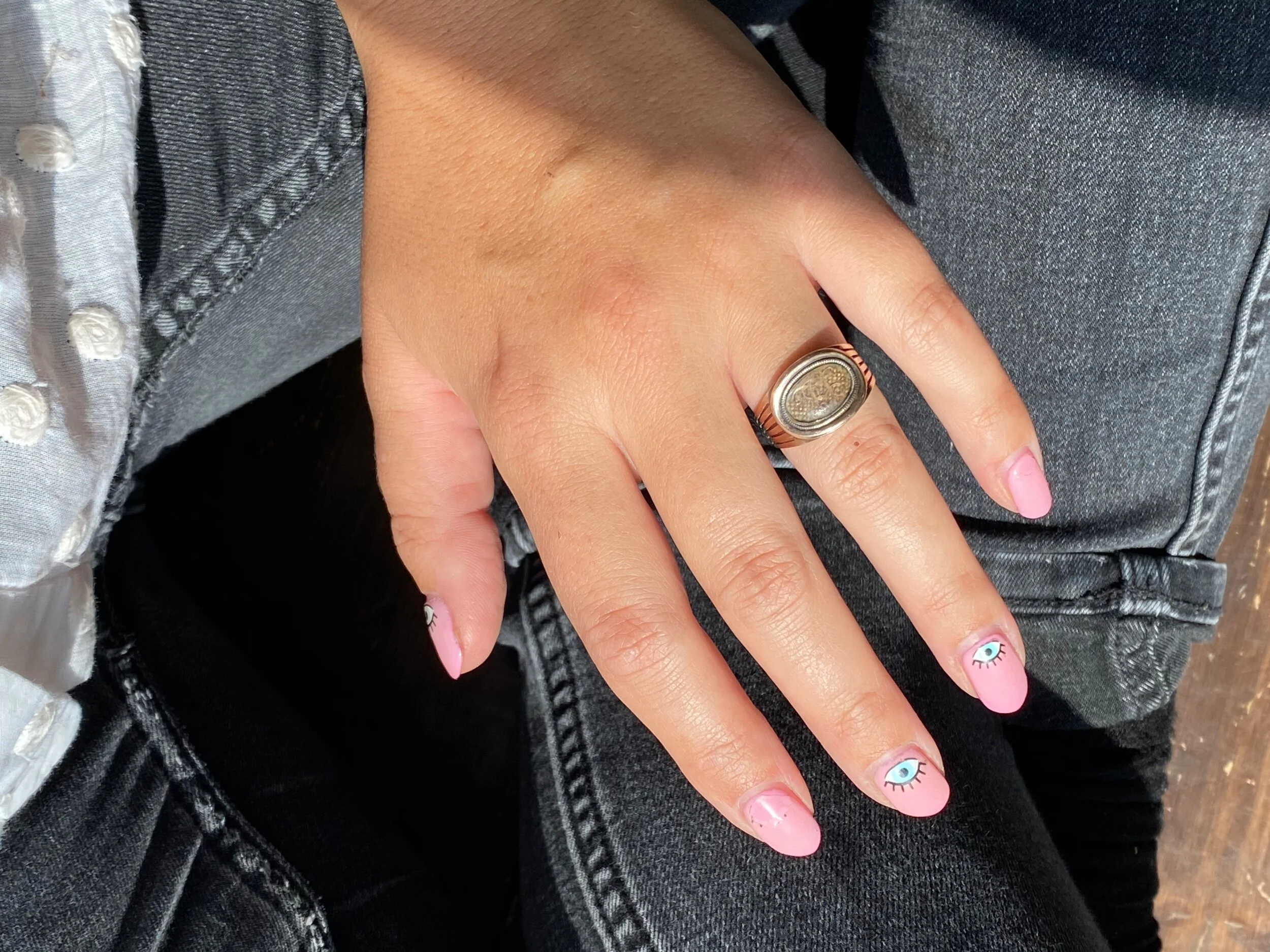 A7BCB3D2-A28A-41DE-91D4-9527160EDA12