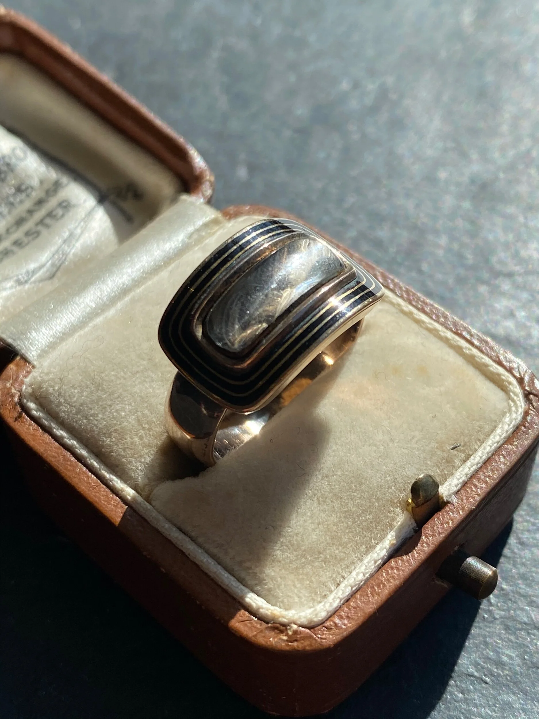 E7B279F8-4376-4B71-BF67-2E1EC6AAEC1A