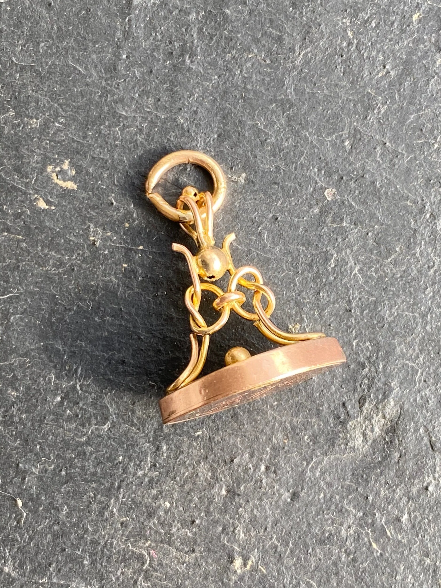 F7D0FC77-6468-4C75-8BD8-297D69491F7C