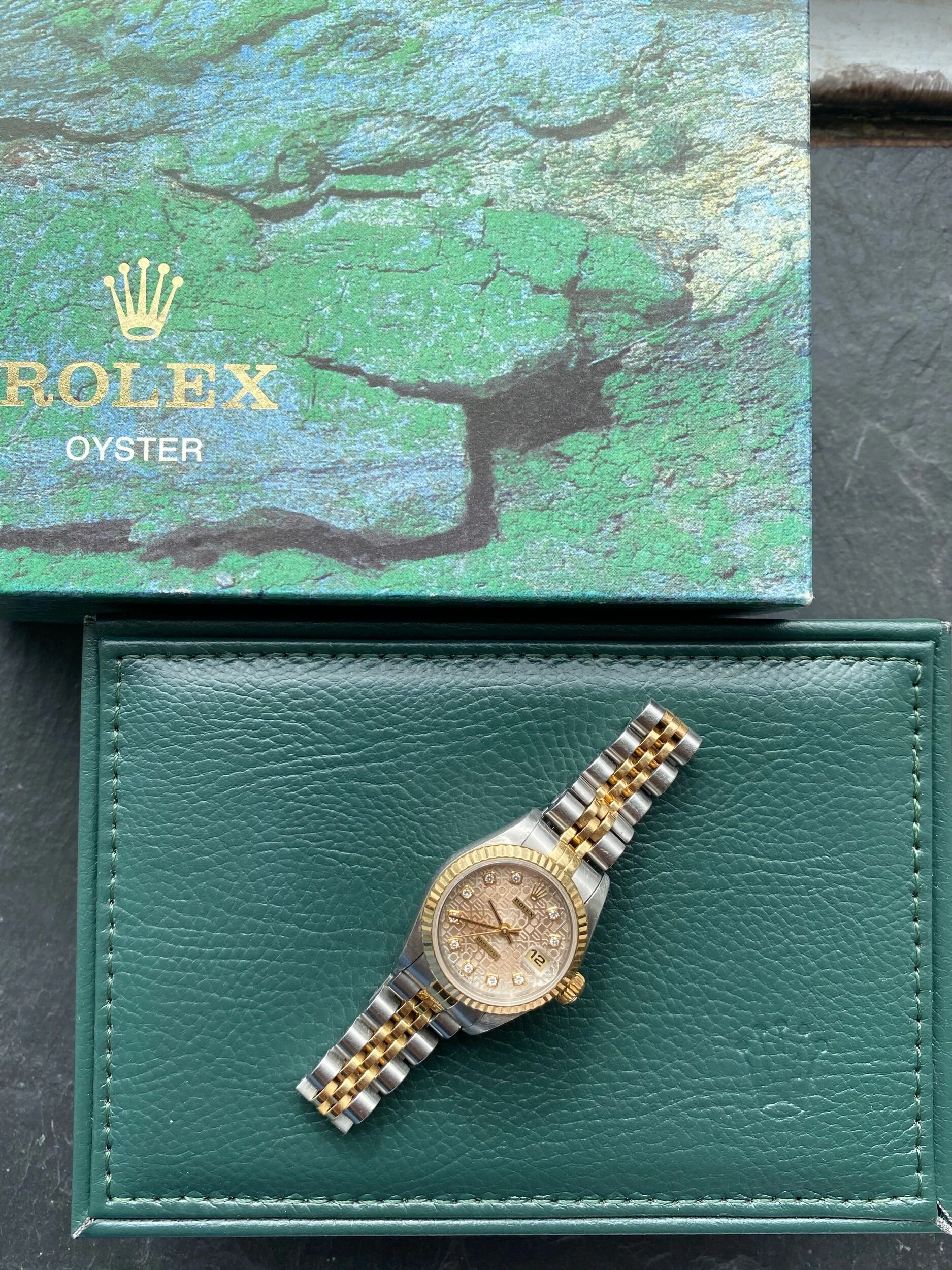 7BA64D49-1D2C-4015-A34E-F653D16163F5