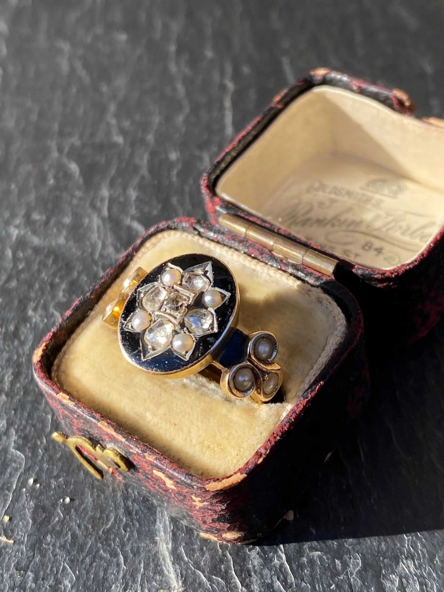 7A21F193-03F6-4CB6-A417-77DFE18DC5D6