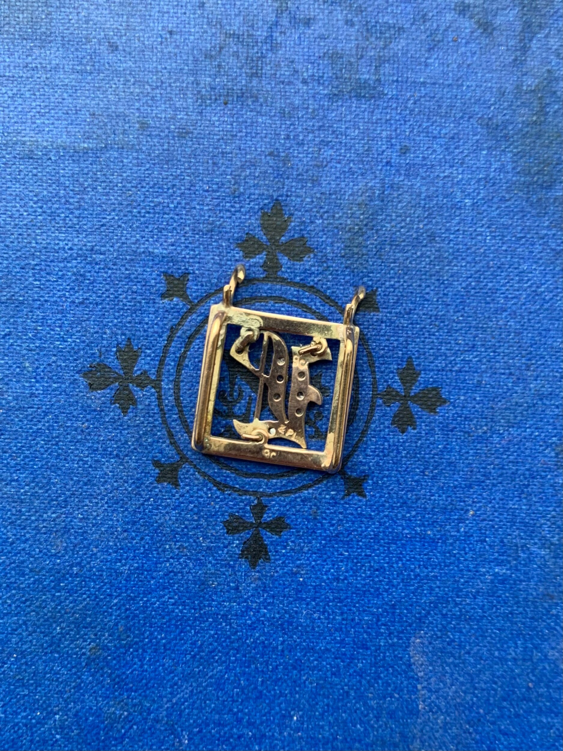 9BDCC56B-EEB4-4923-8833-2530A0B66751