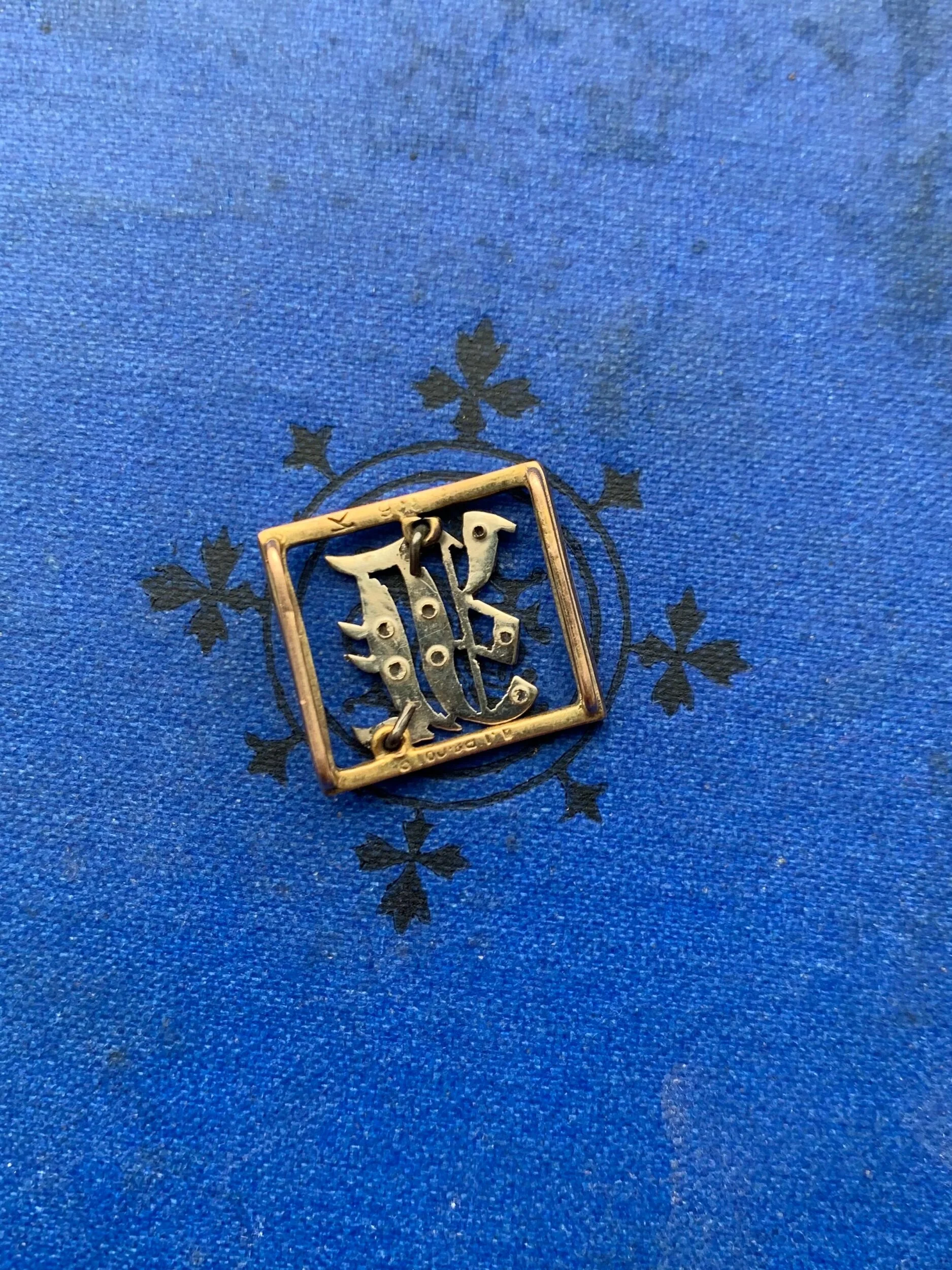 121B11AA-5C7E-403B-A665-8FBF3F46DAB7