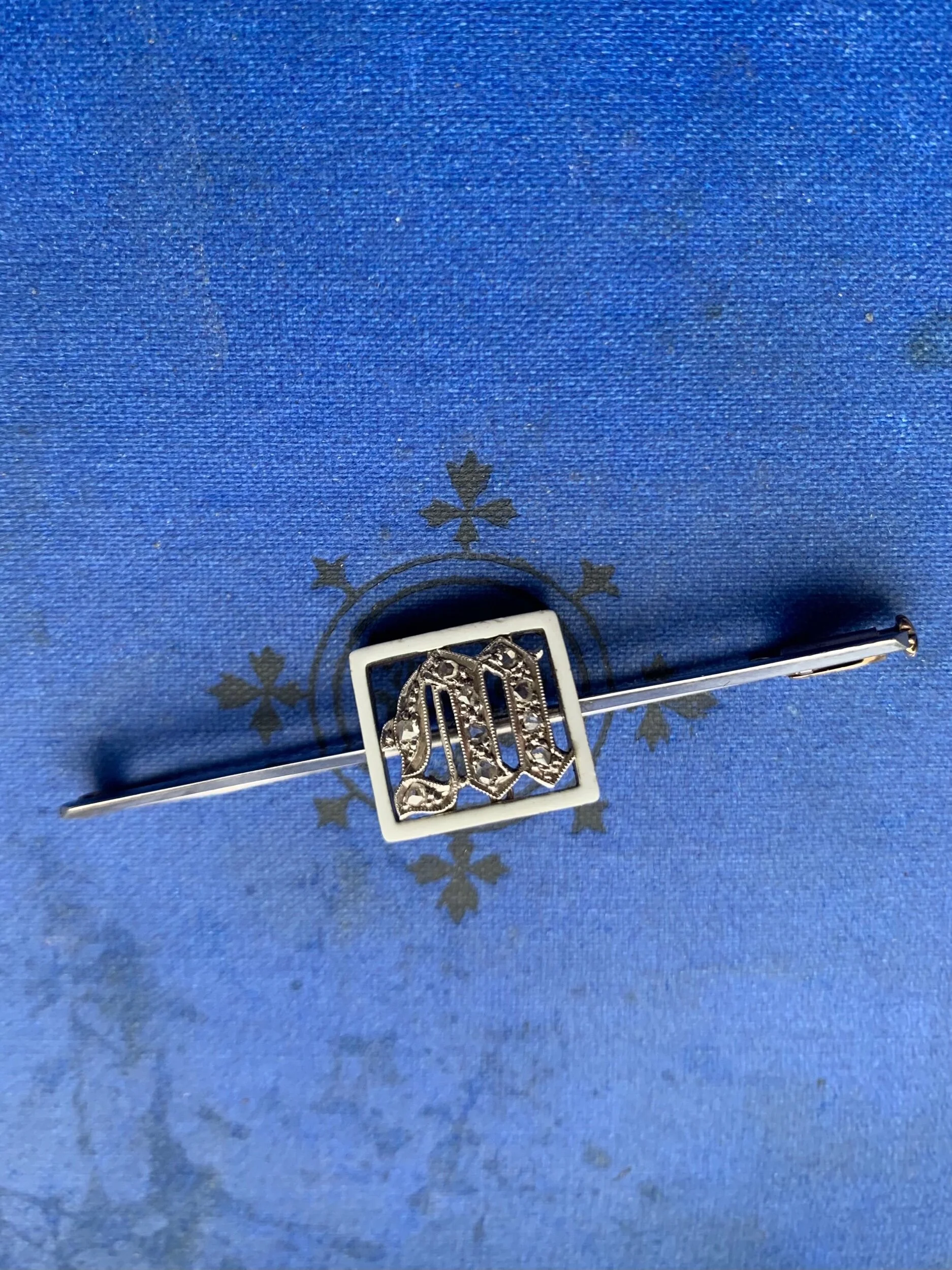 9330ADAD-186C-4A04-90B1-C338FF9157D9