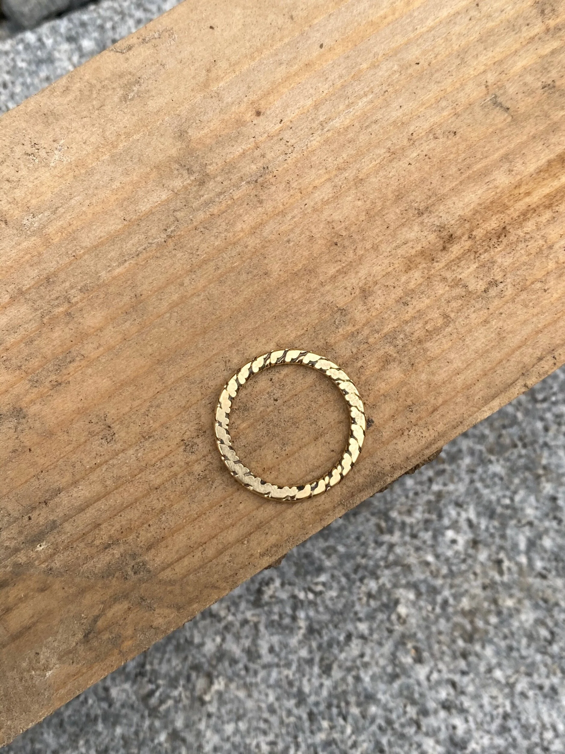 F6742CFB-836B-4946-A5E0-E47BC87DD654