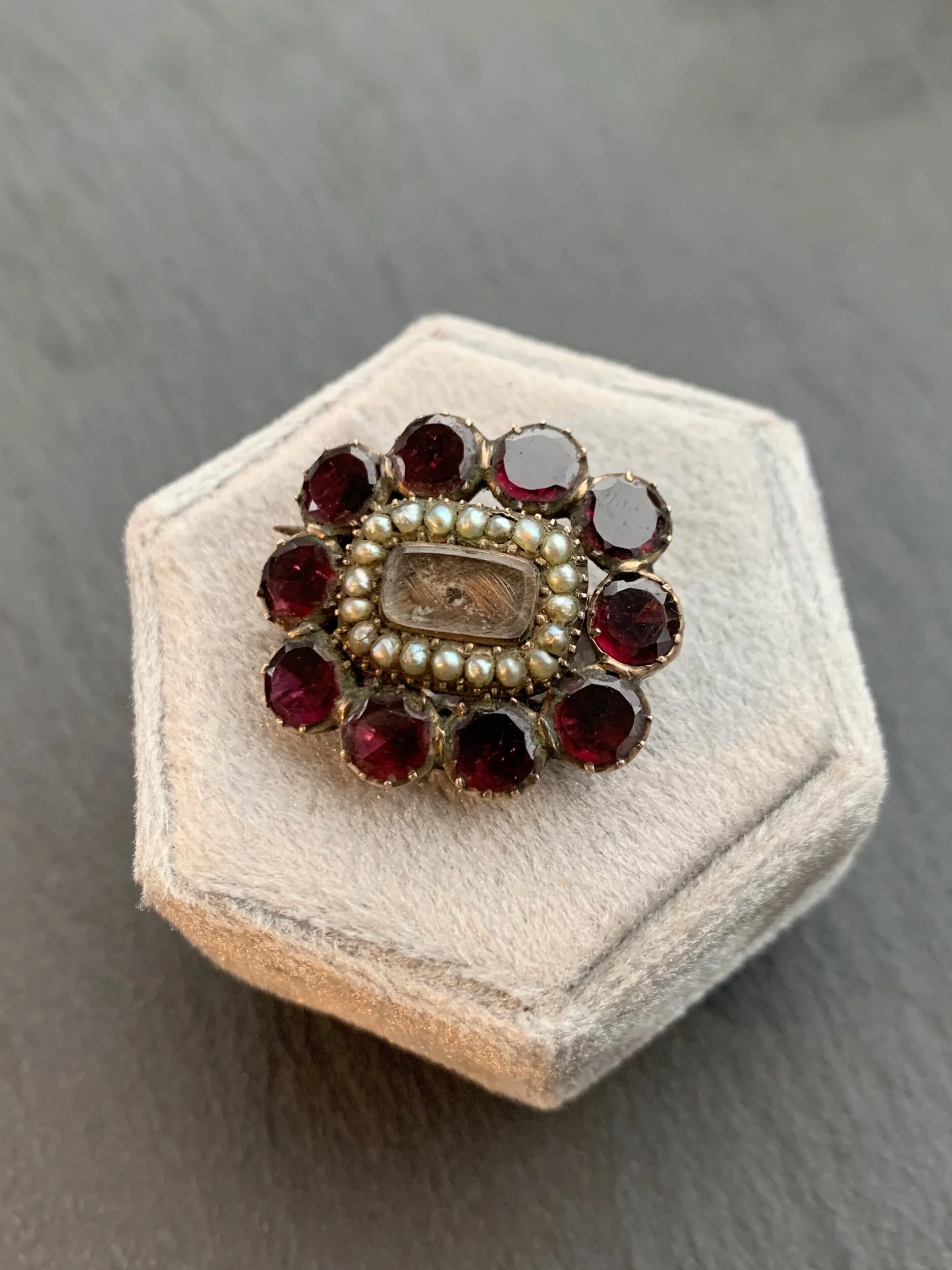 EF72C75B-4C7D-4CAD-8F97-6382E56C9B73