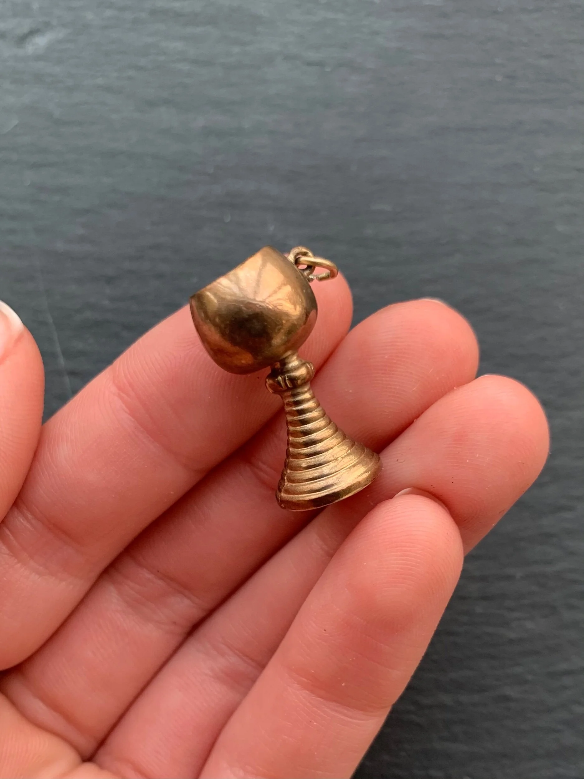 FFAEAE20-C796-4B7D-A386-2CB25B31E863