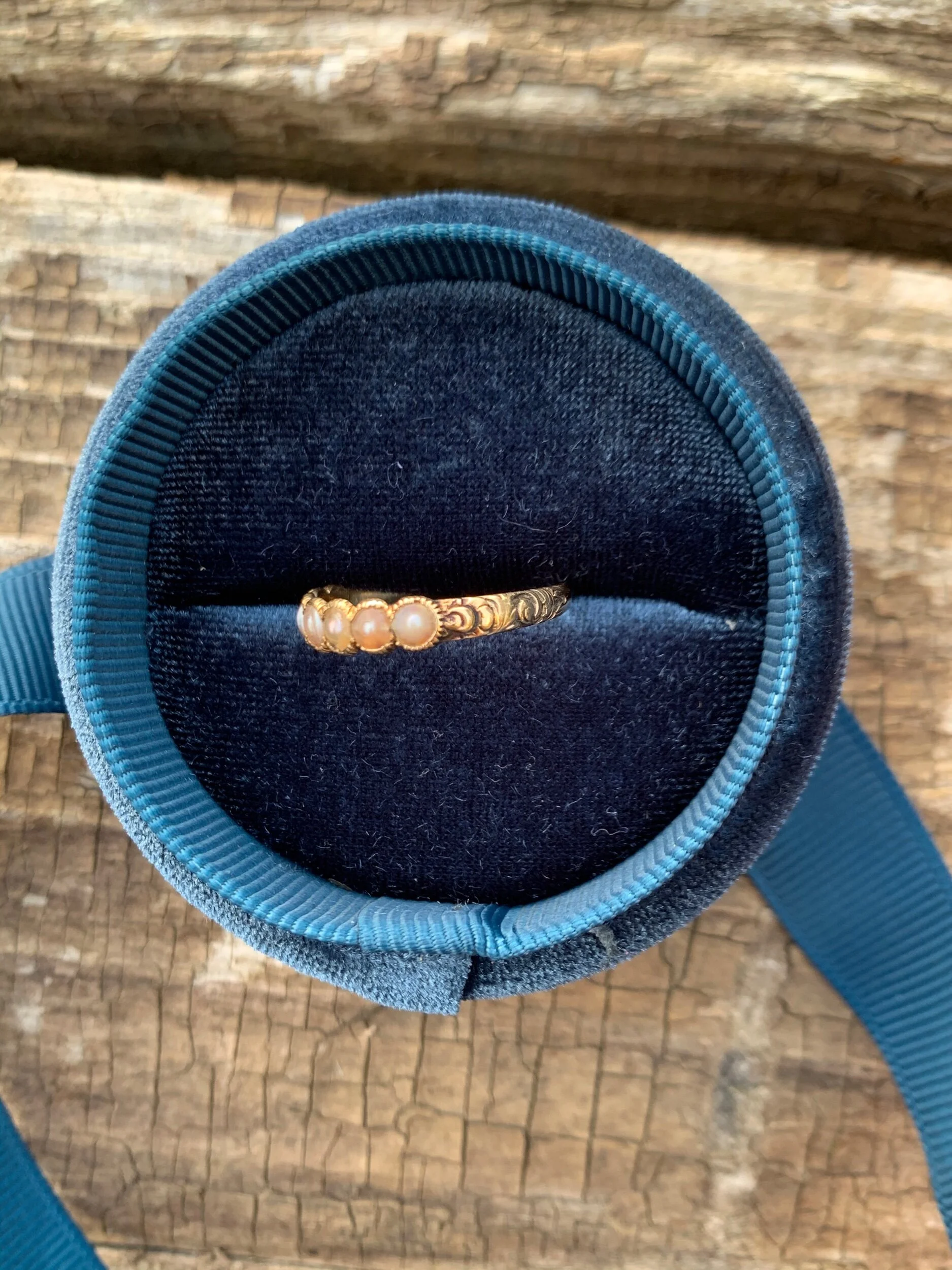 FDC1BEE8-7C57-4395-9A15-CEA9F0B77C37