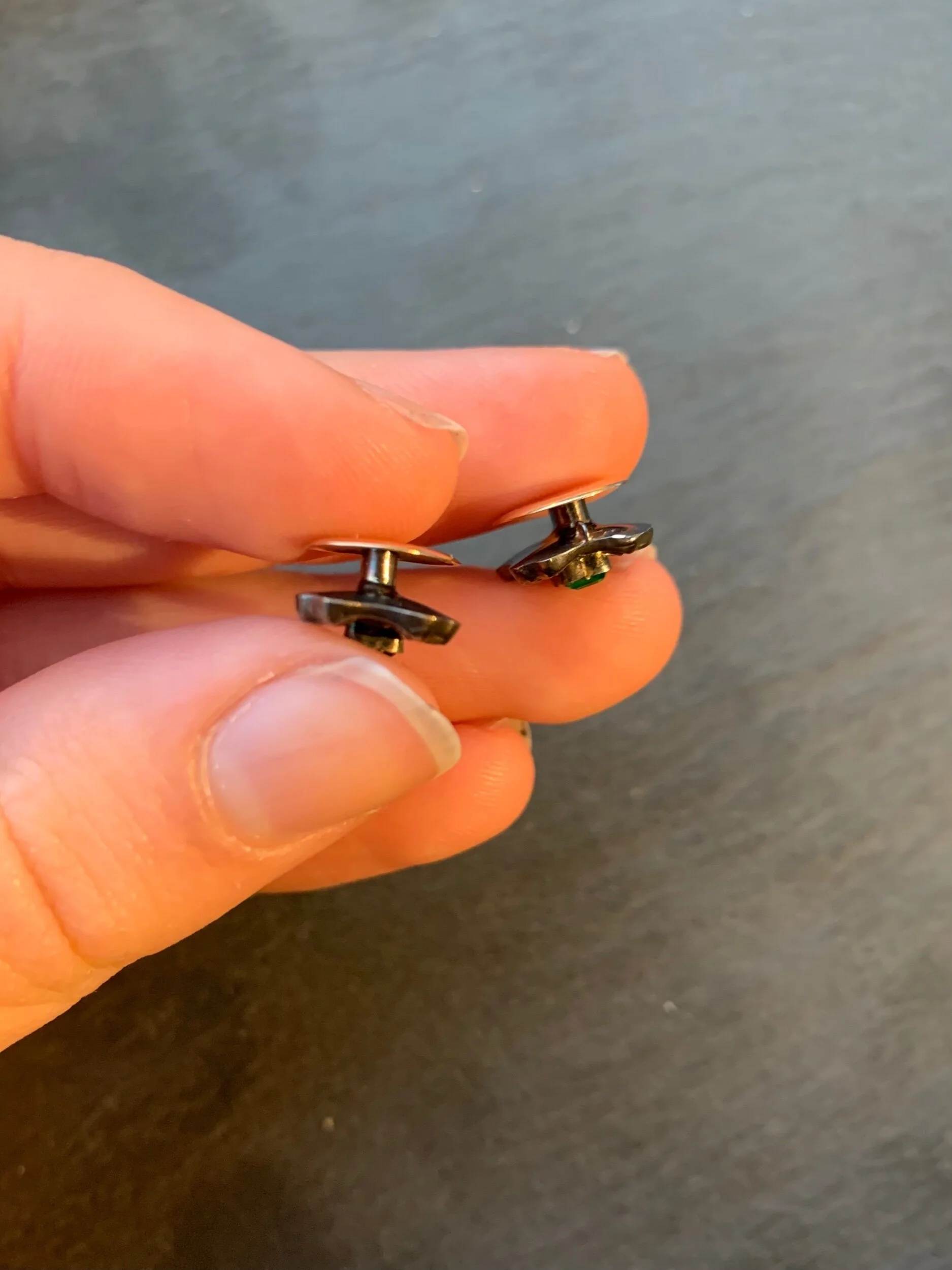 0D617AD9-336F-438A-8DD1-CDEB97F0C753