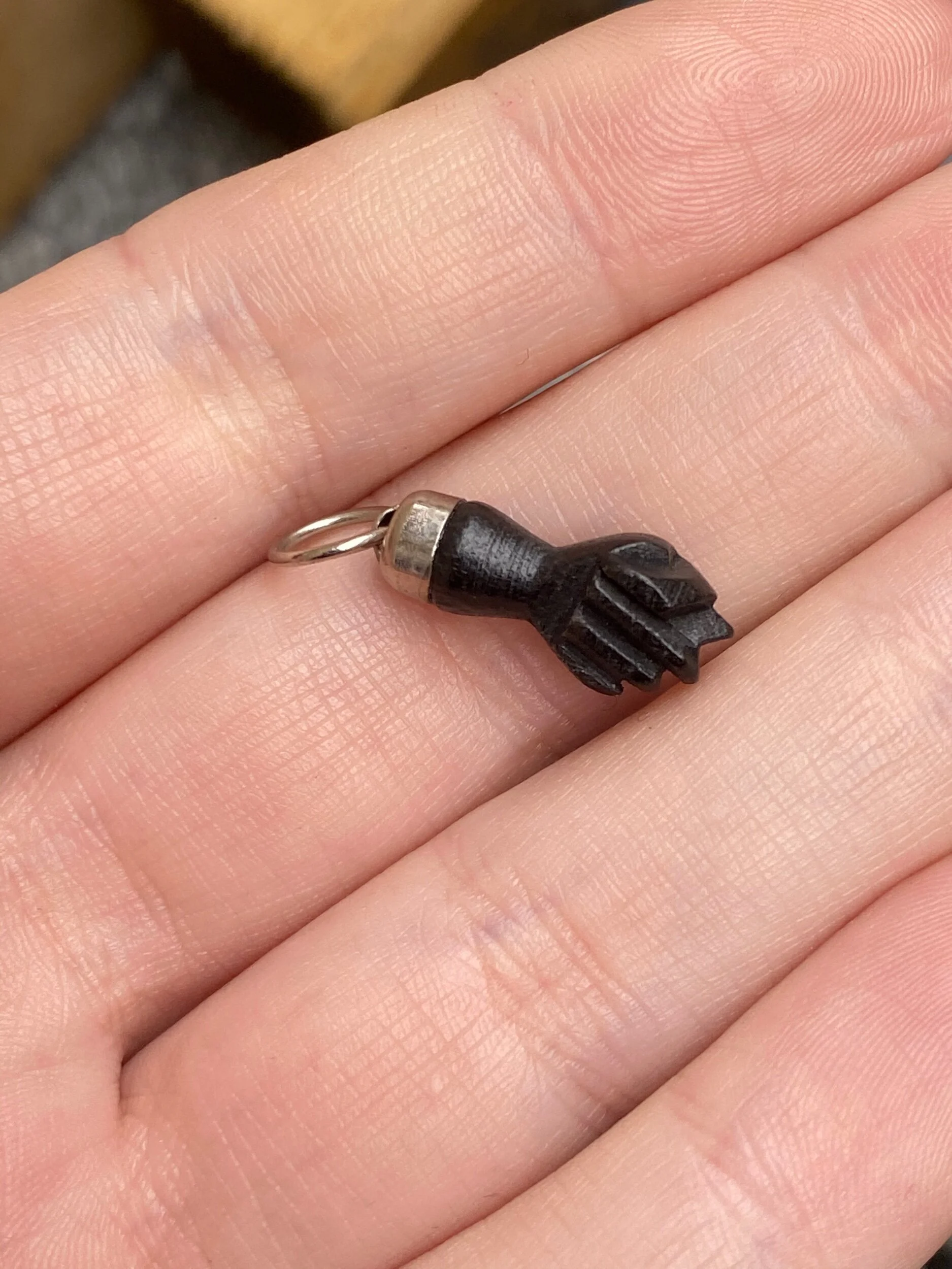 09867021-4904-4946-AB51-715FAFAB2AF5