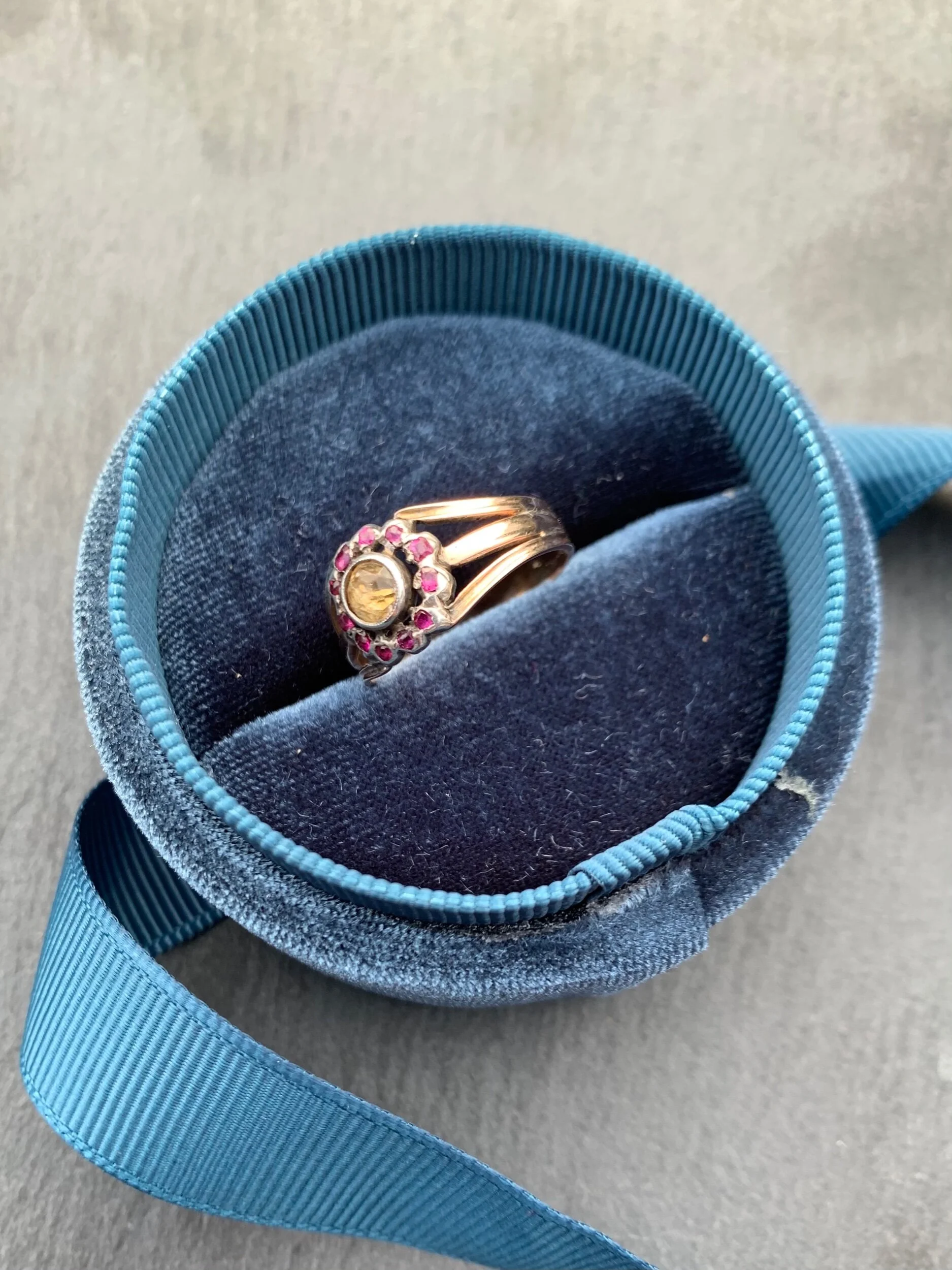 FAA5C3BD-468C-420D-A2FB-21F9DC9589DD