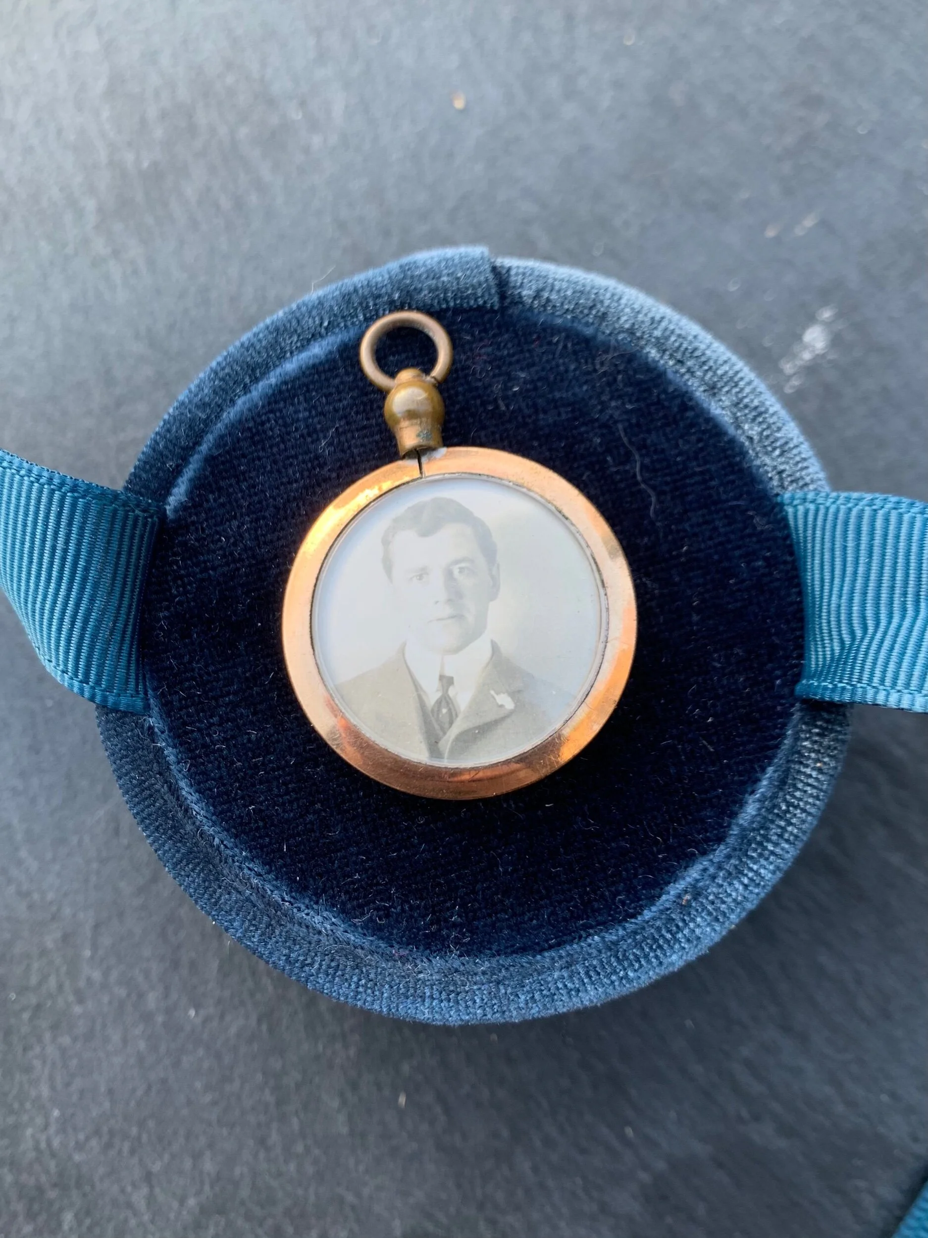 4C629A4C-F5B0-458E-A1C3-8EC2A011B8ED