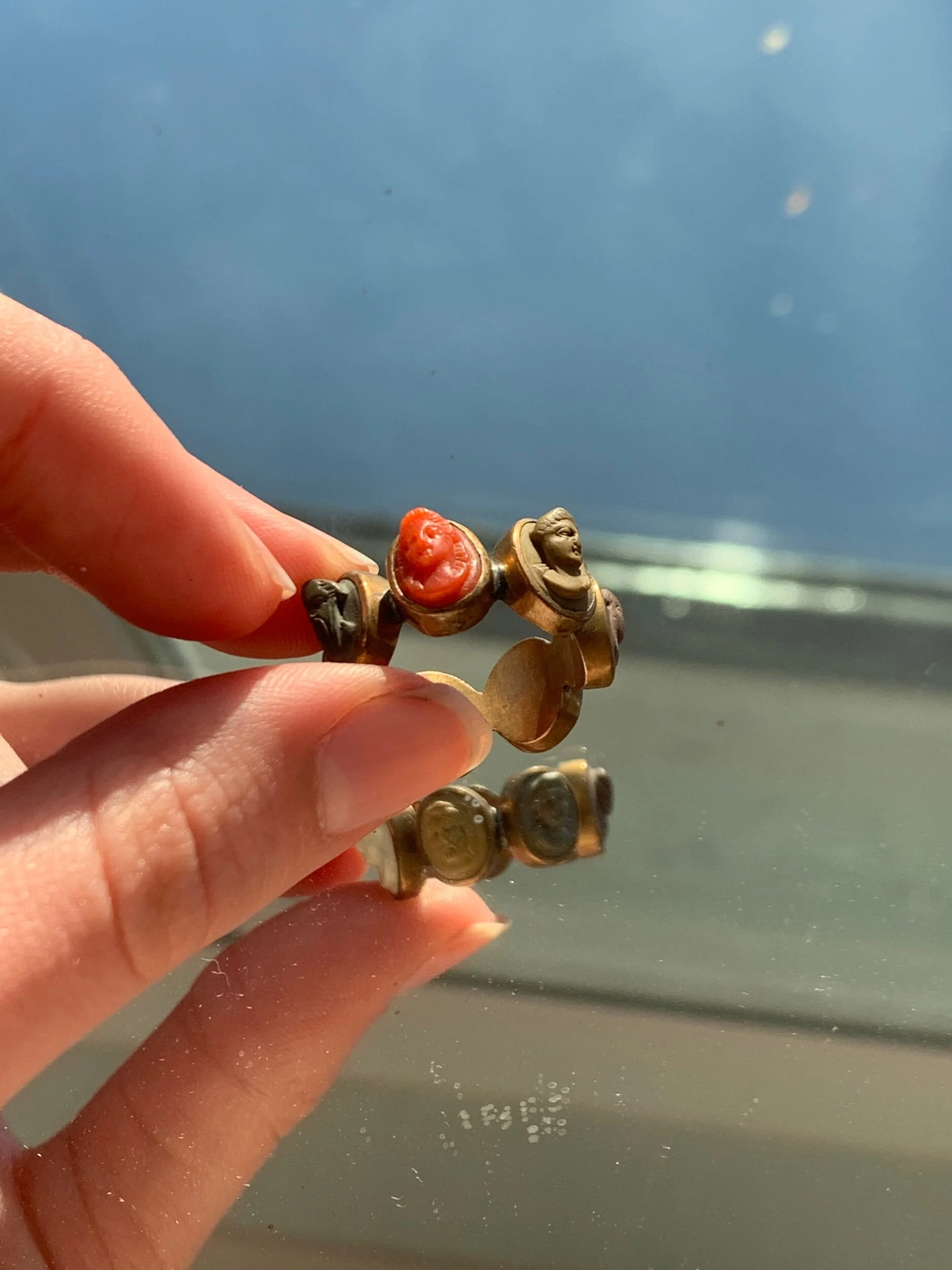 9E895FEC-2884-4720-8A3E-384D2C9828E6