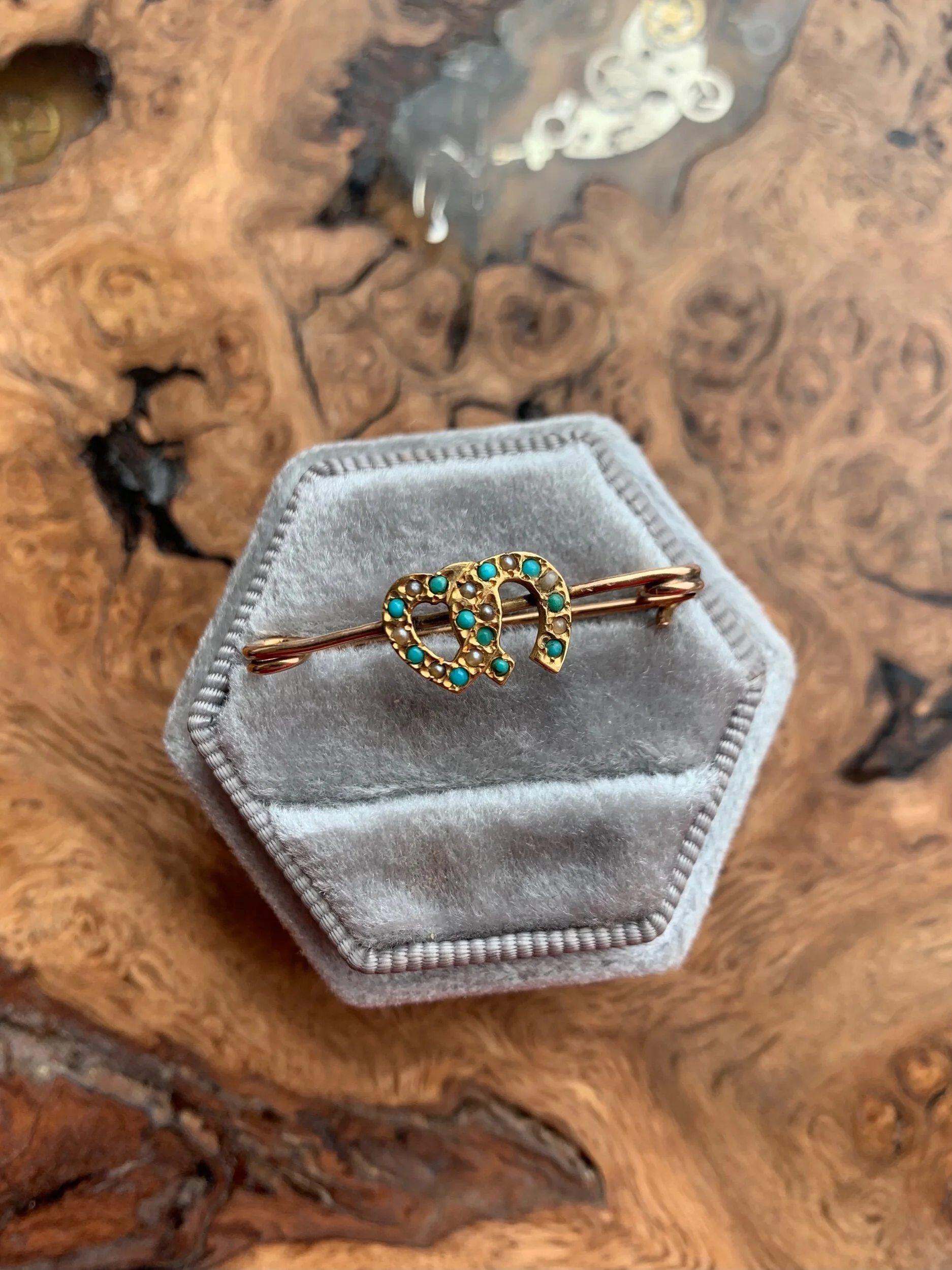 CDCA450A-4948-48CC-90AD-2DFE6E9BF957