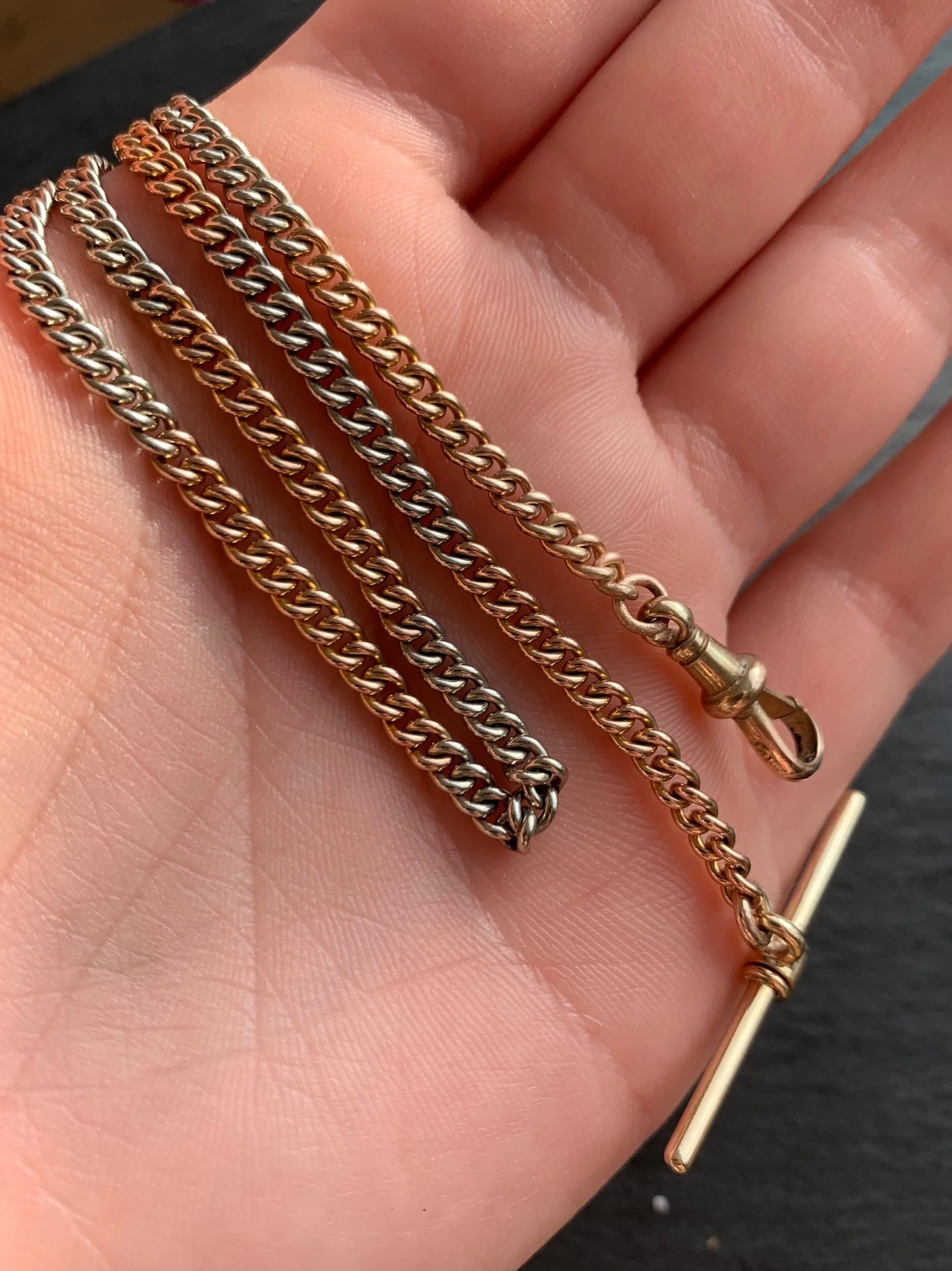 7E853A9E-91F9-4D6B-B27B-D503F2CC51A3