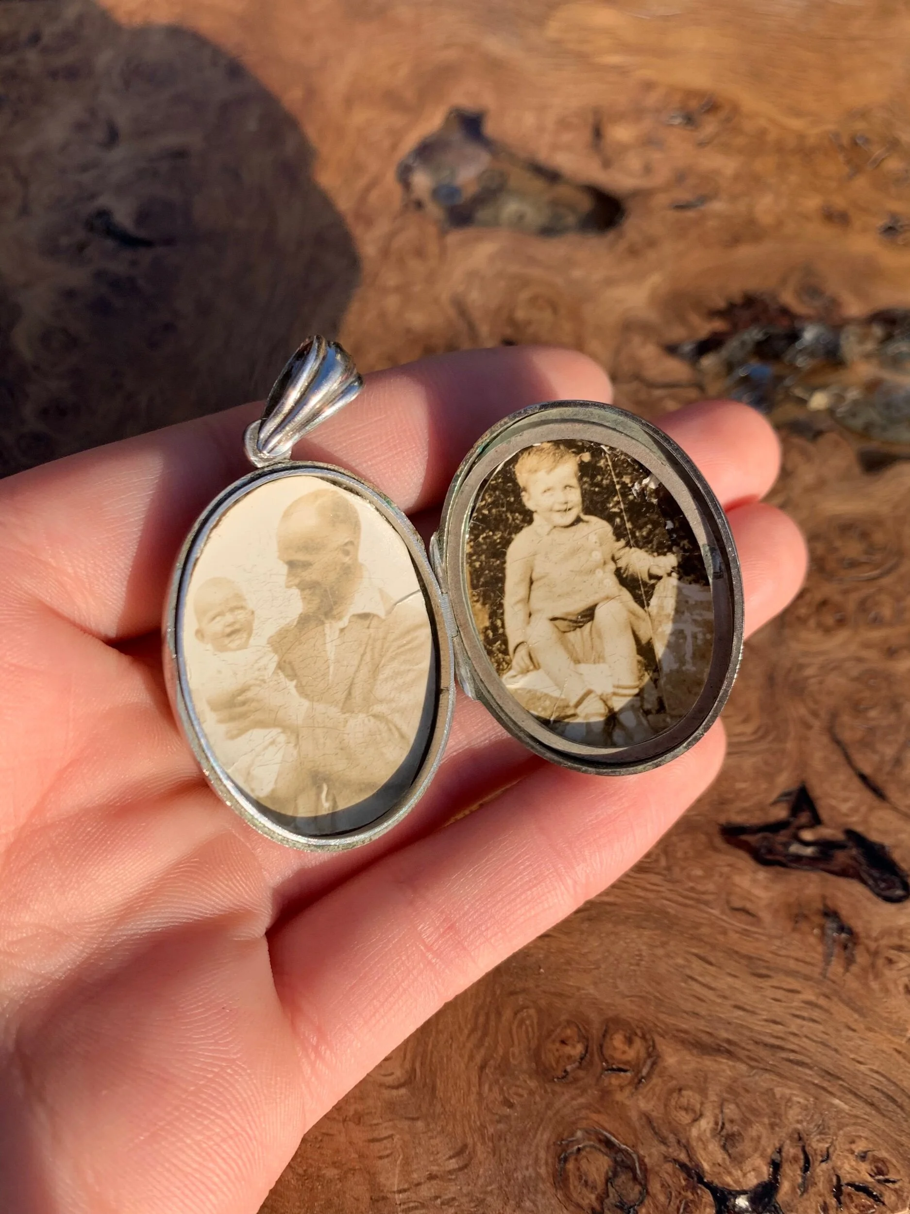 2EEA0D6E-C5D0-4C1A-97C9-DE458A1804C2