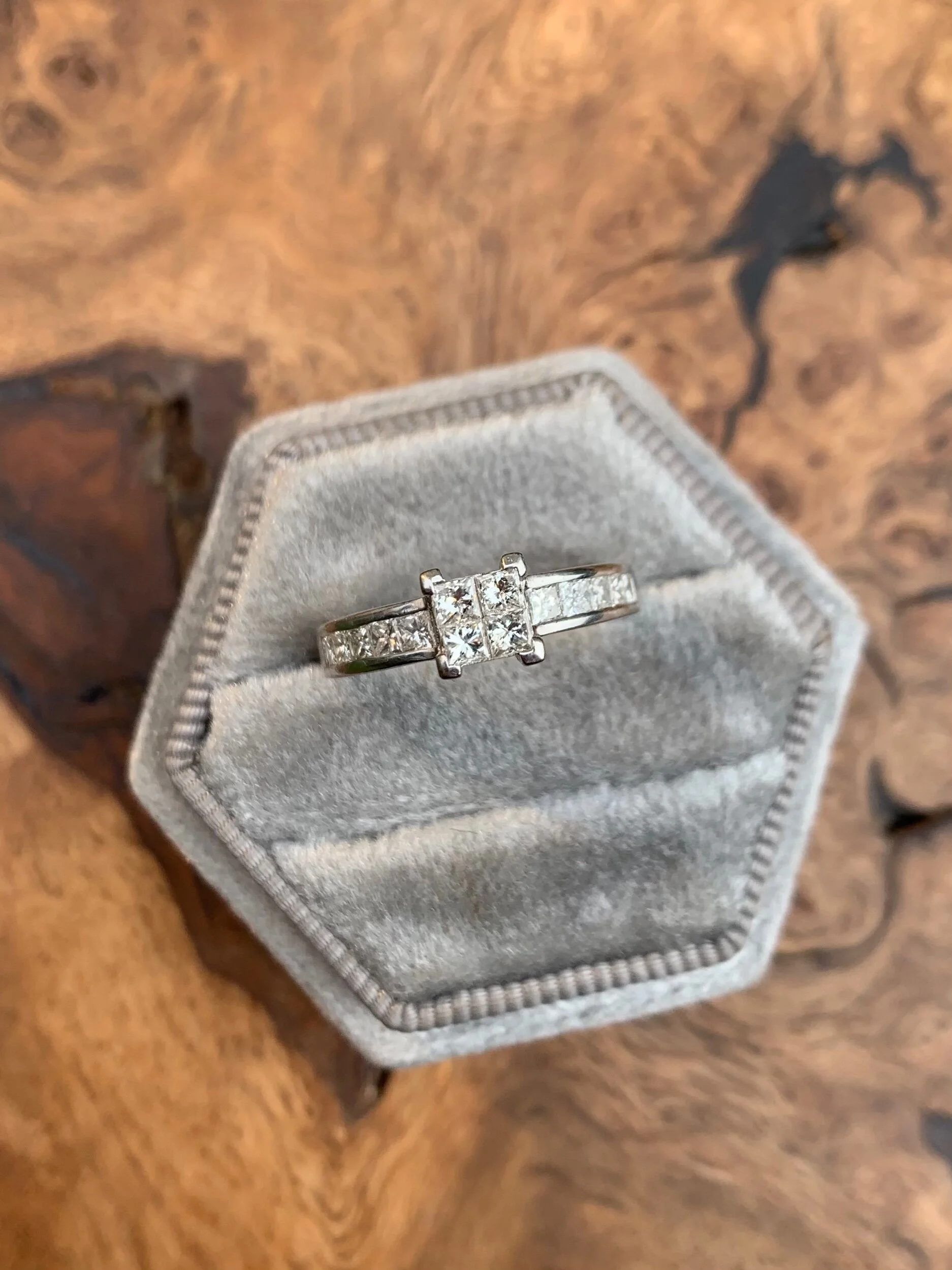 7476F1C7-A2F5-4ADE-B8FE-52A6377AC328