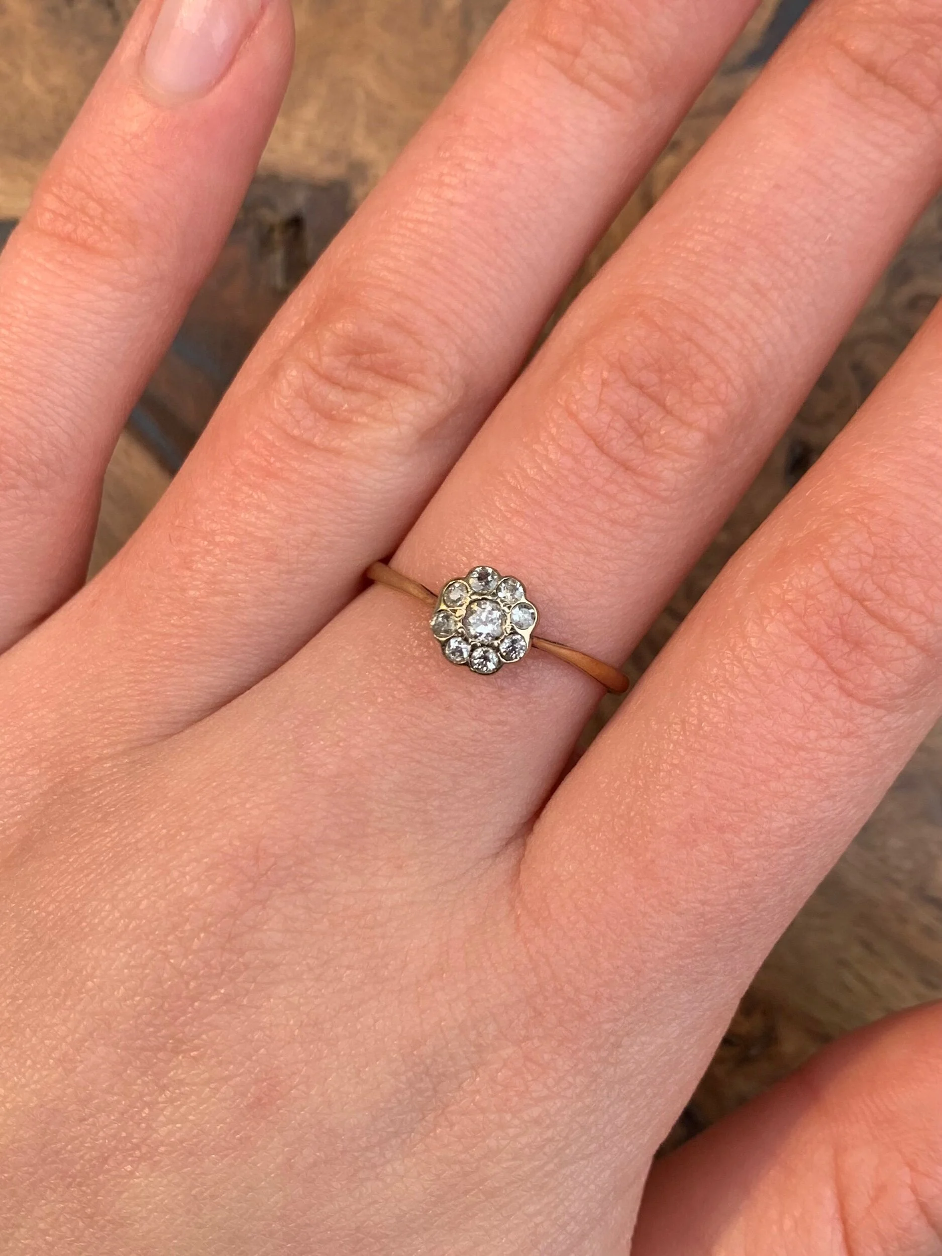 60BB70F8-9841-4653-86B7-F1E176DC2EA5