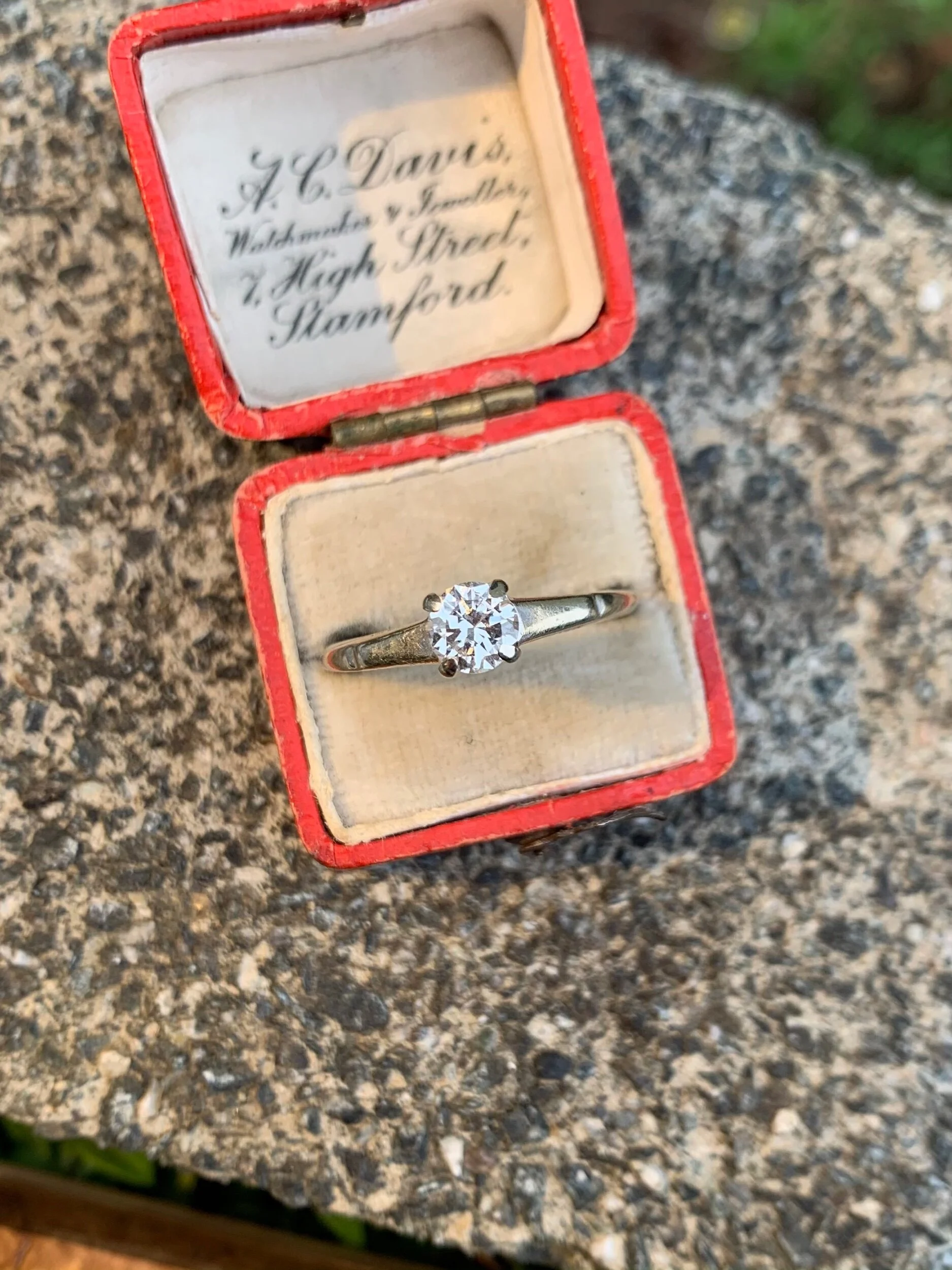 3BF09D18-E01D-400E-ABA9-4AA60F15EBE7