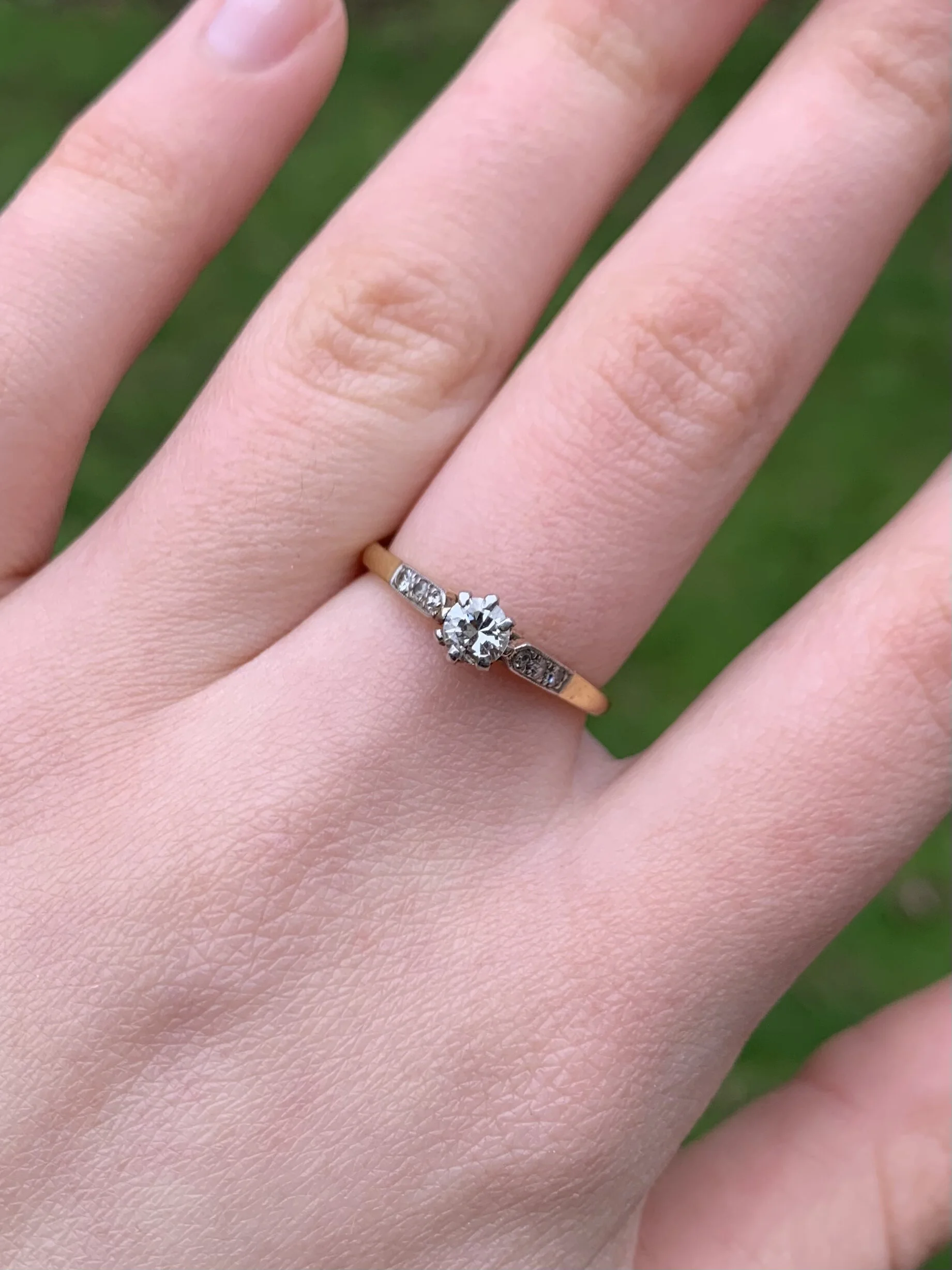 B9FCEACF-956C-499D-8631-F4F76F3C4C36